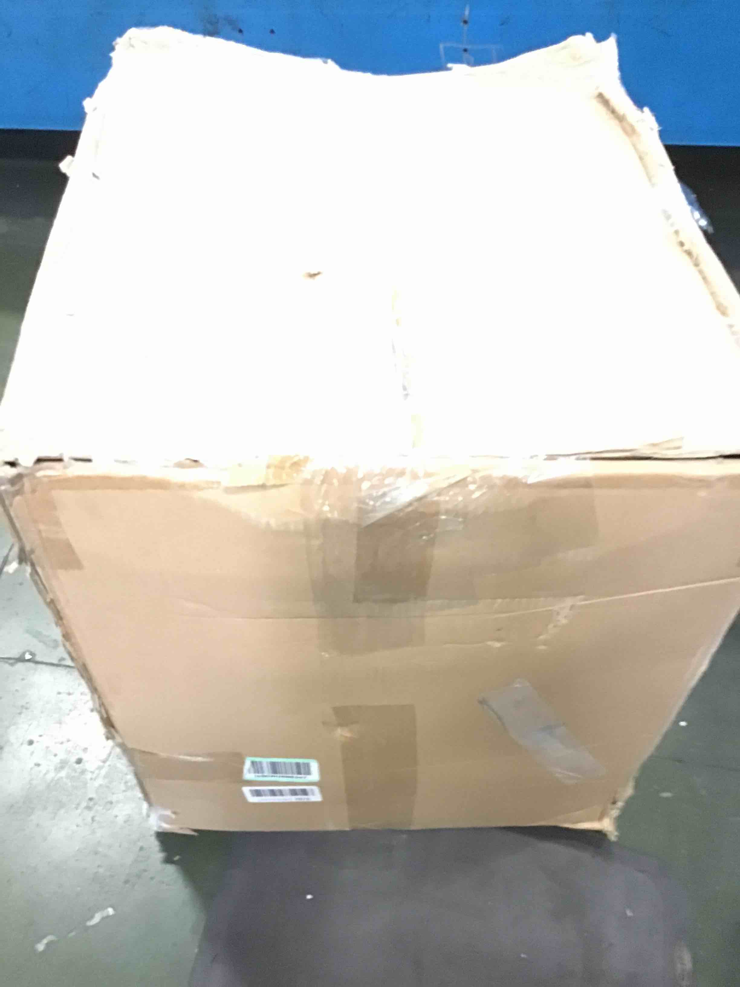 https://s3.amazonaws.com/lotting-images-prod/bidfta/PNK0464347_1729952983340.jpeg