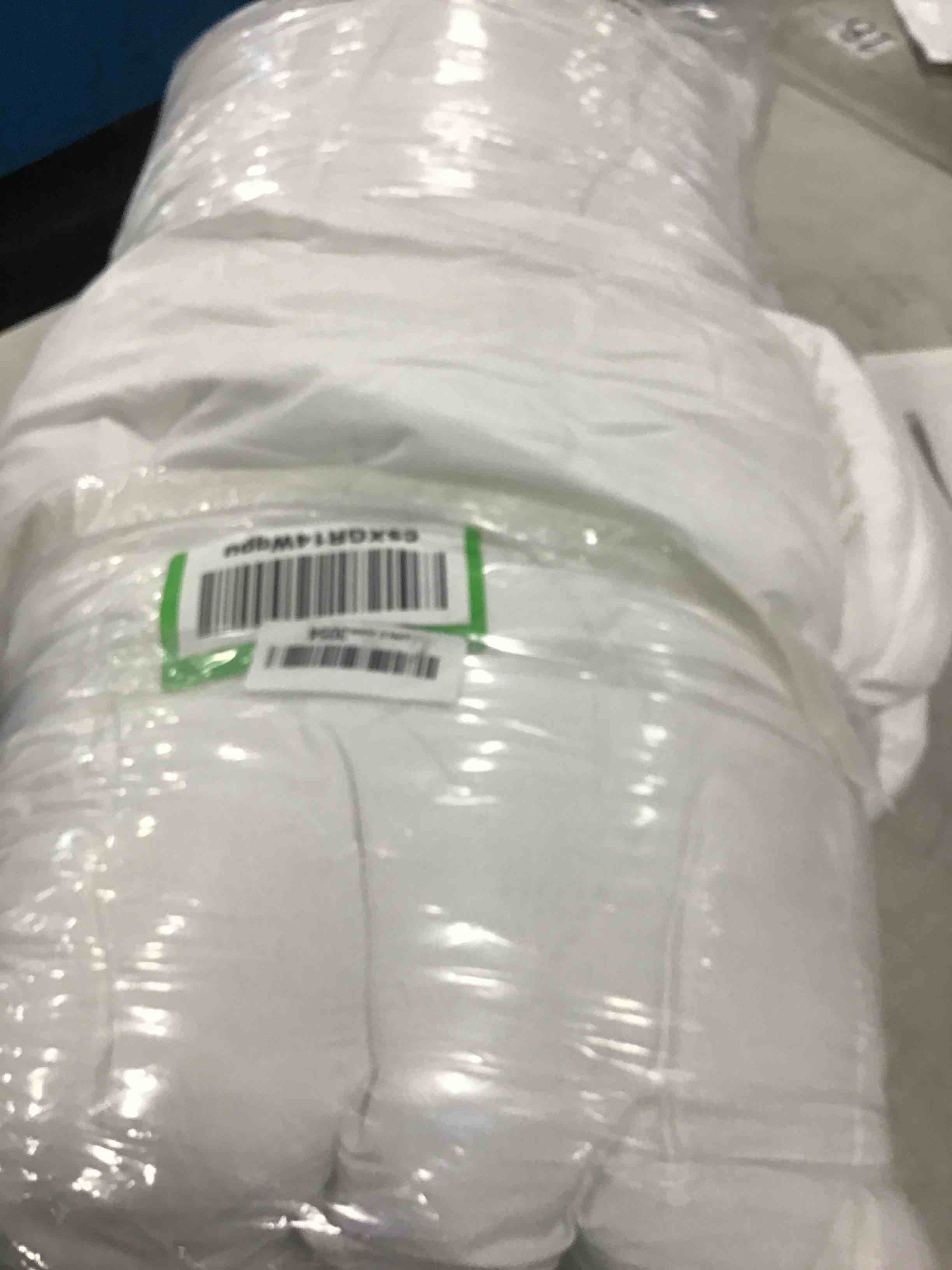 https://s3.amazonaws.com/lotting-images-prod/bidfta/PNK0464433_1729945111917.jpeg