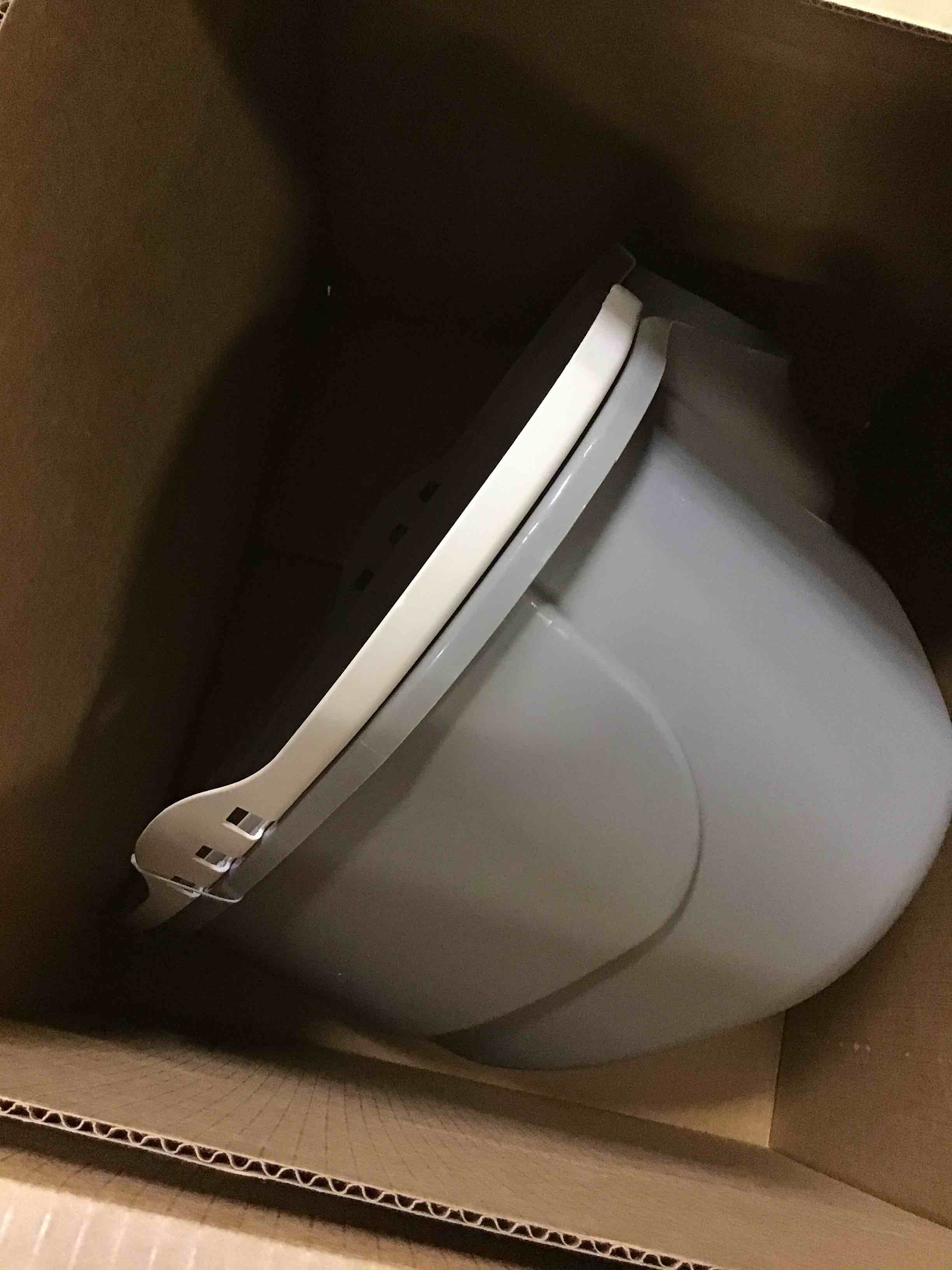 https://s3.amazonaws.com/lotting-images-prod/bidfta/PNK0465758_1729528217521.jpeg