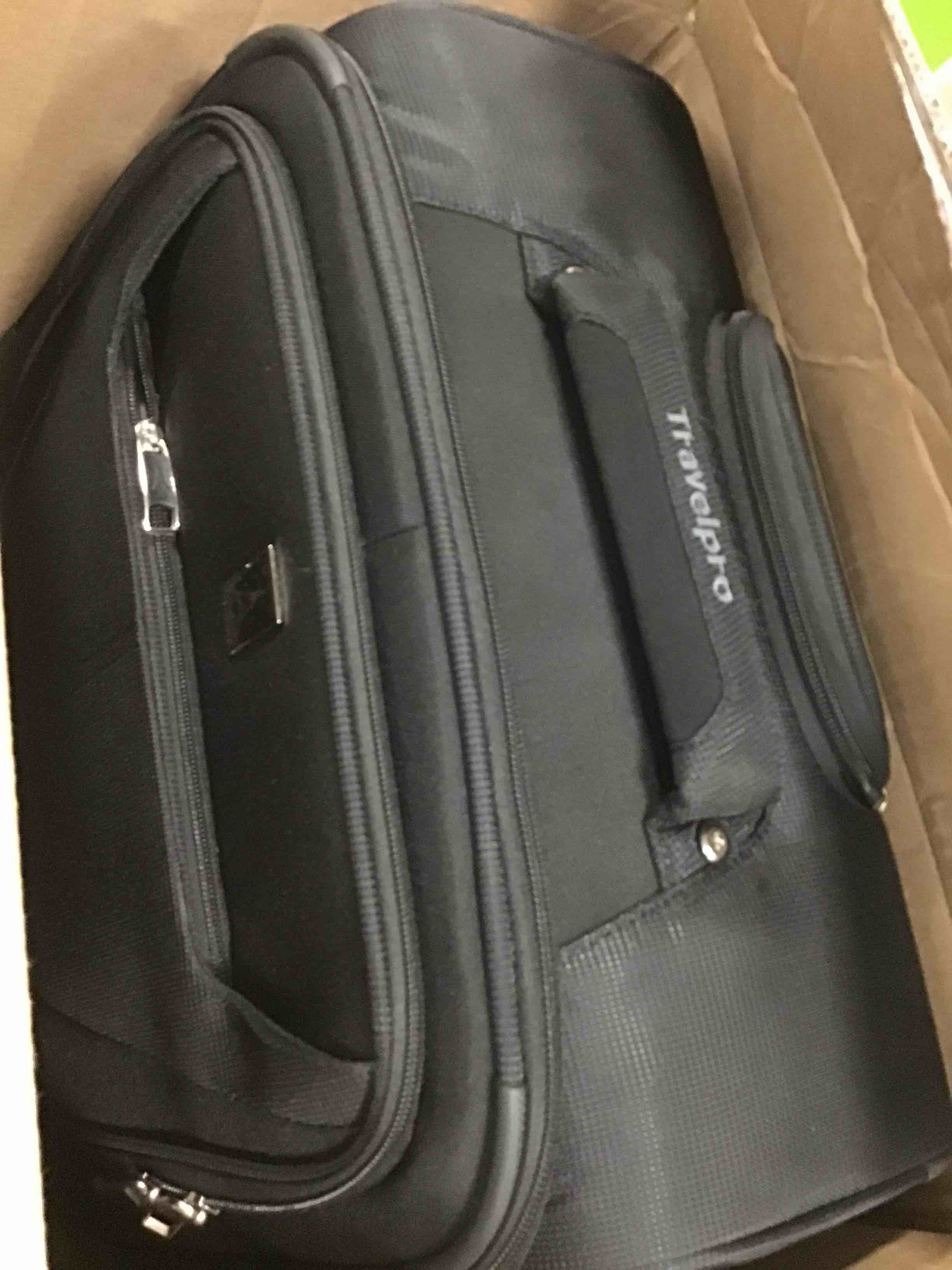 https://s3.amazonaws.com/lotting-images-prod/bidfta/PNK0465891_1729513541885.jpeg
