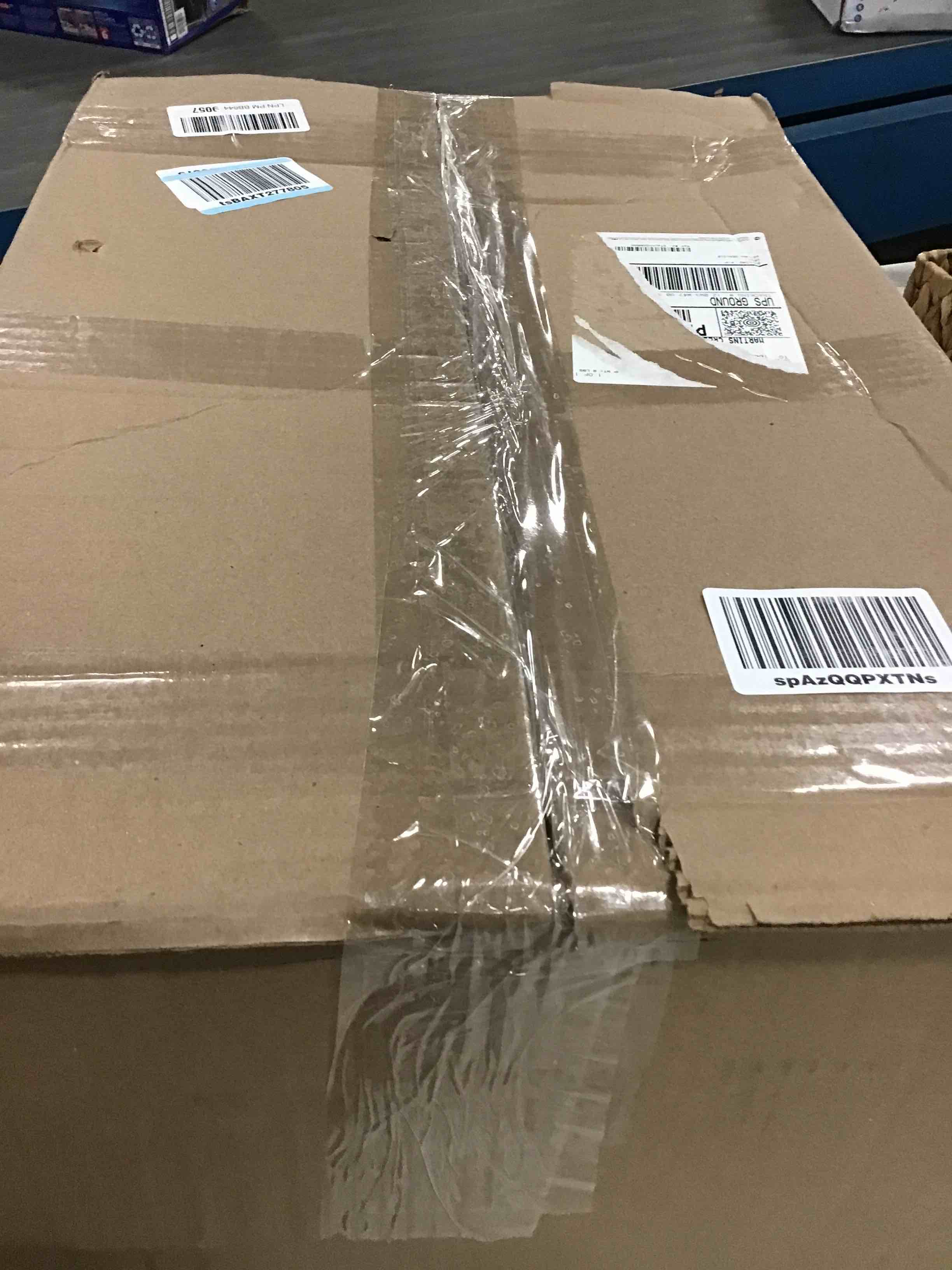 https://s3.amazonaws.com/lotting-images-prod/bidfta/PNK0465930_1729509943437.jpeg