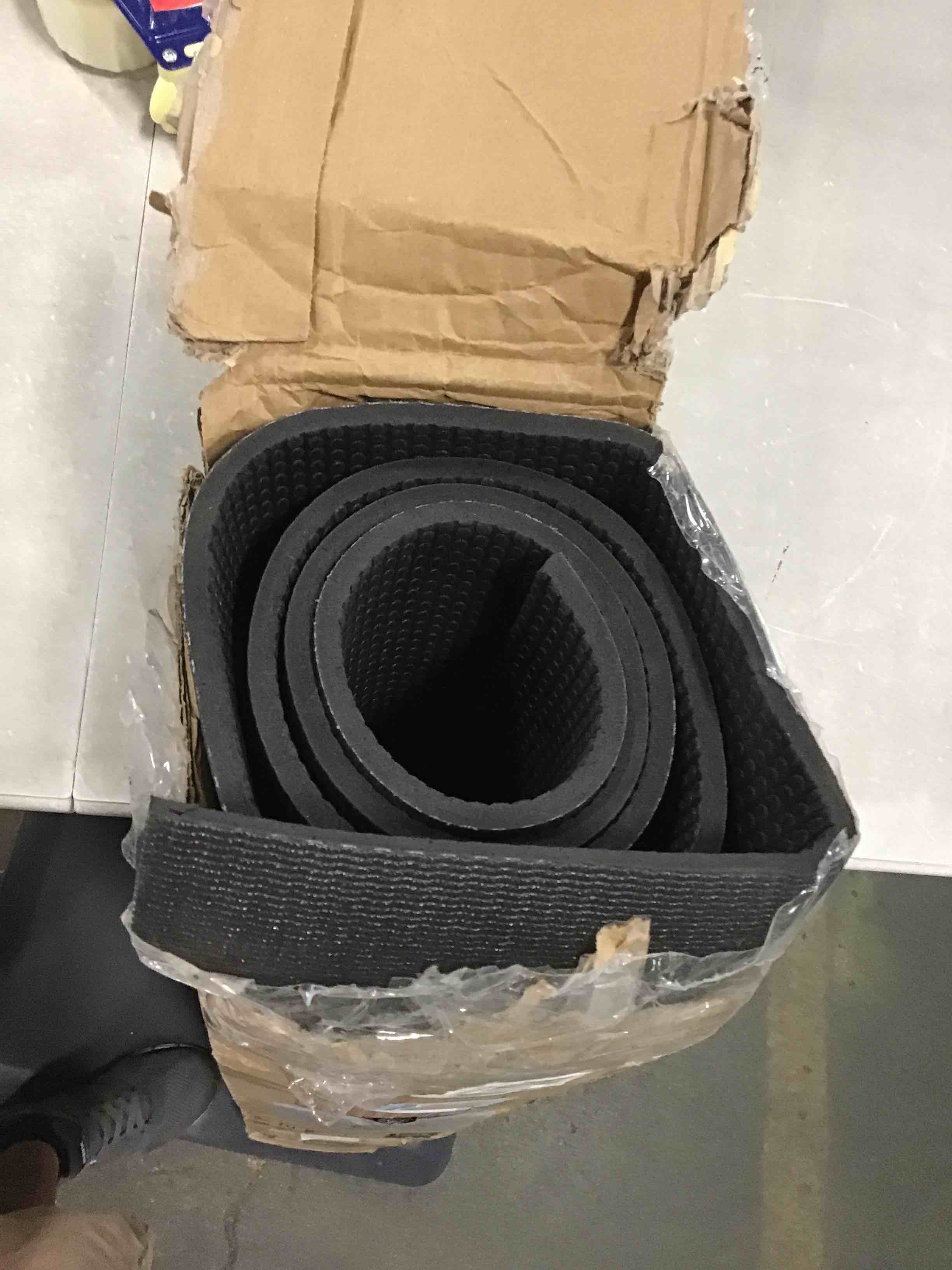 https://s3.amazonaws.com/lotting-images-prod/bidfta/PNK0466352_1729805772632.jpeg