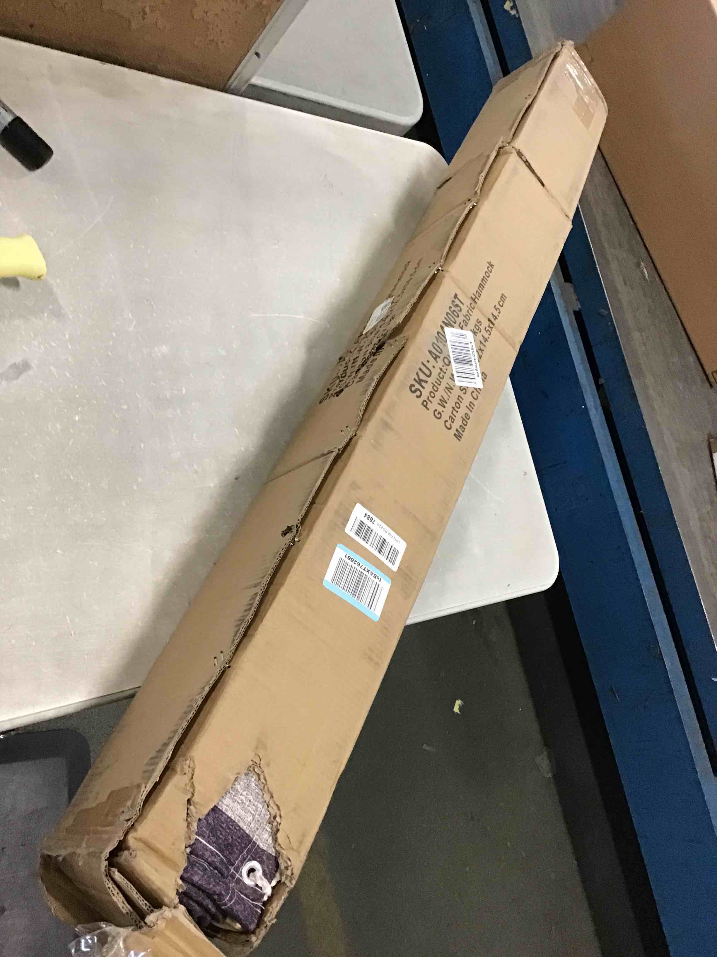 https://s3.amazonaws.com/lotting-images-prod/bidfta/PNK0466360_1729804847996.jpeg