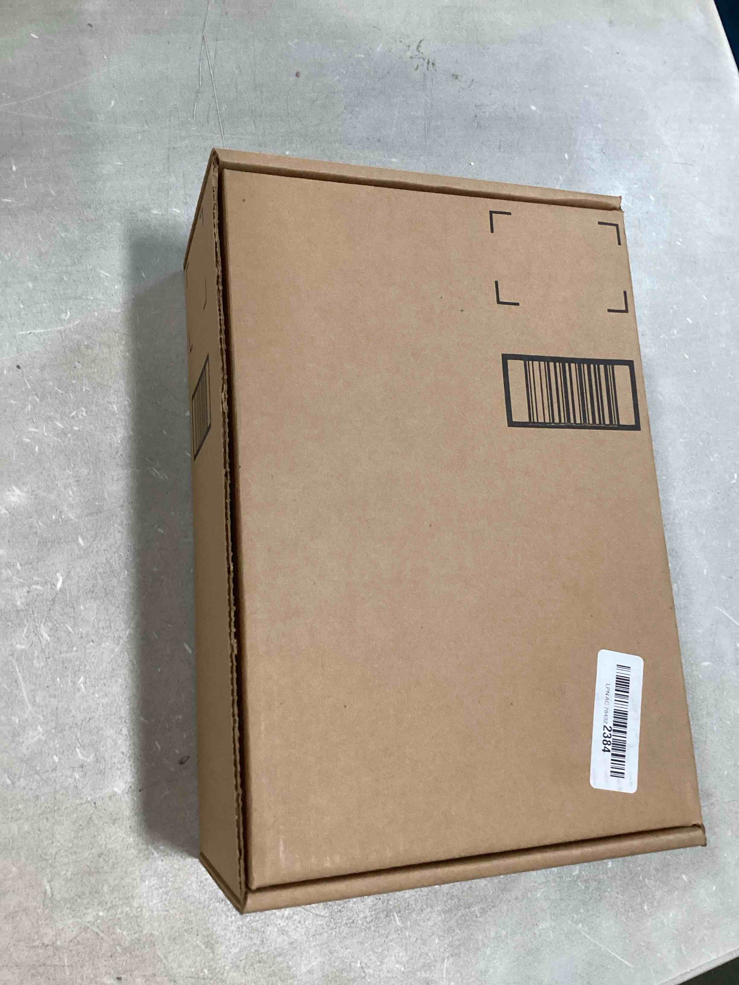 https://s3.amazonaws.com/lotting-images-prod/bidfta/PNK0466431_1729740496917.jpeg