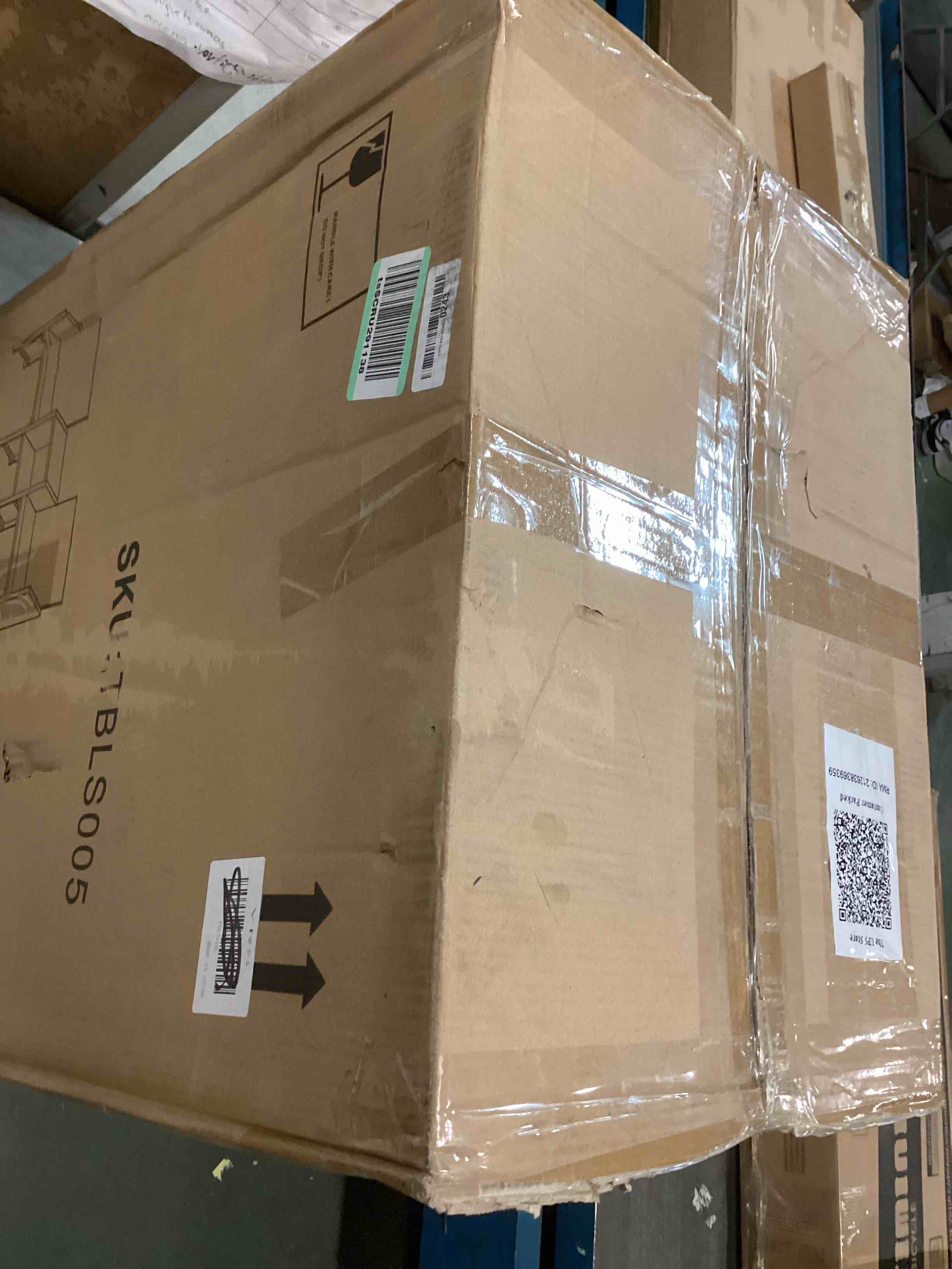 https://s3.amazonaws.com/lotting-images-prod/bidfta/PNK0466512_1729728909356.jpeg