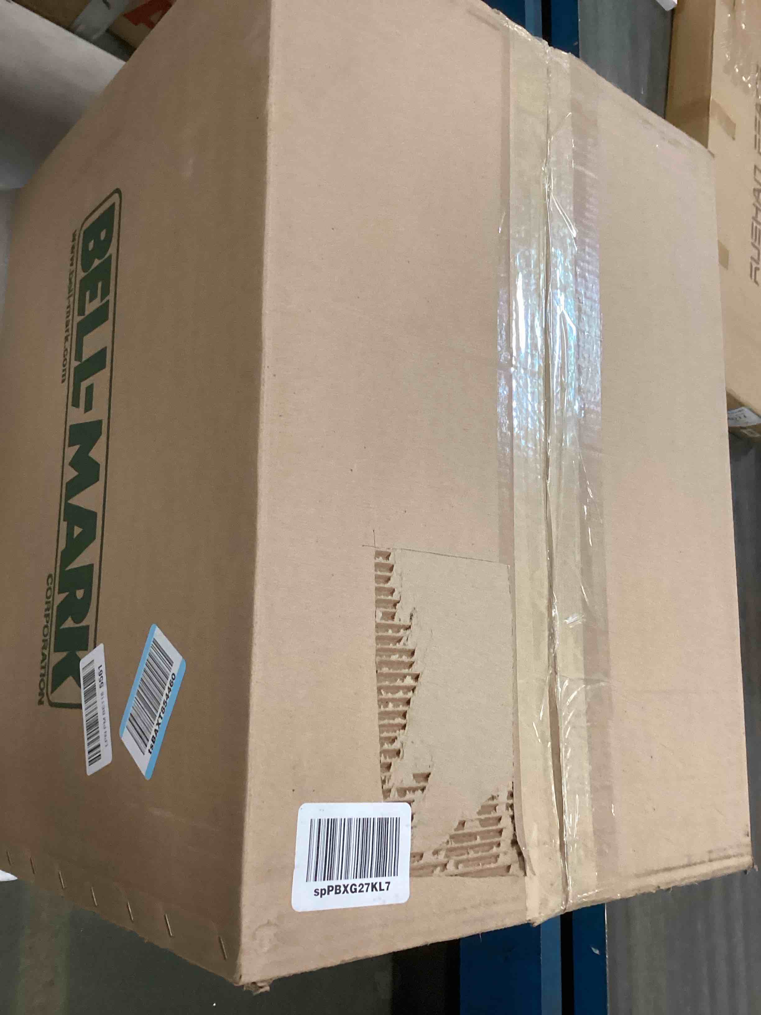 https://s3.amazonaws.com/lotting-images-prod/bidfta/PNK0466601_1729657024170.jpeg