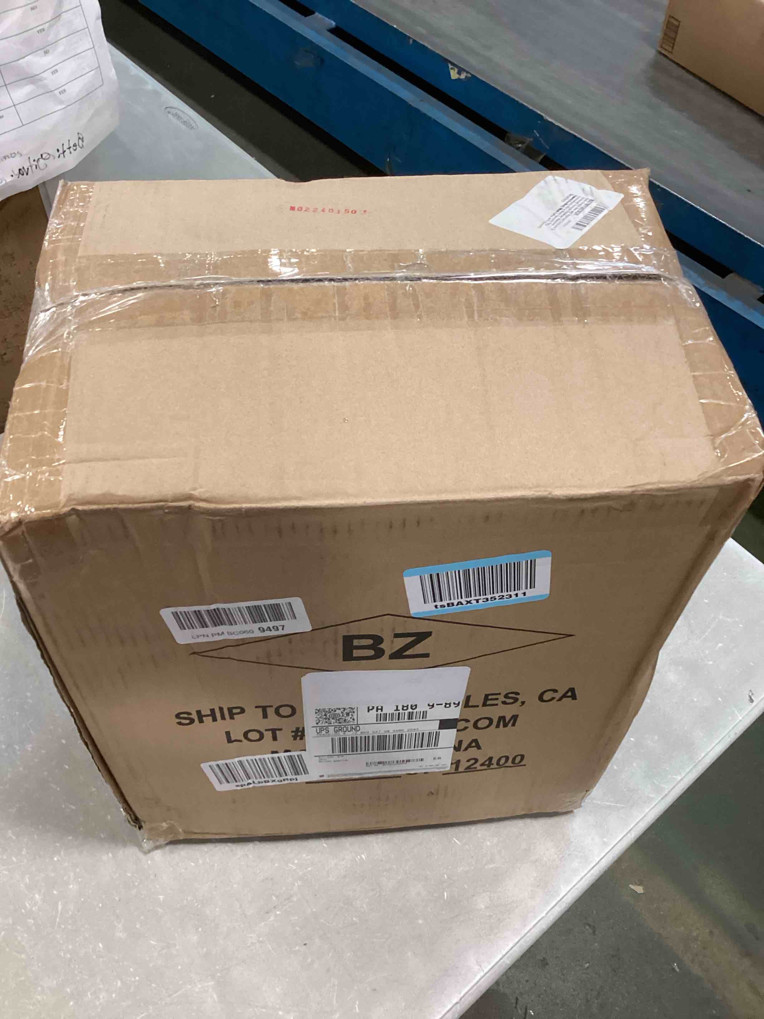 https://s3.amazonaws.com/lotting-images-prod/bidfta/PNK0466938_1729555760021.jpeg
