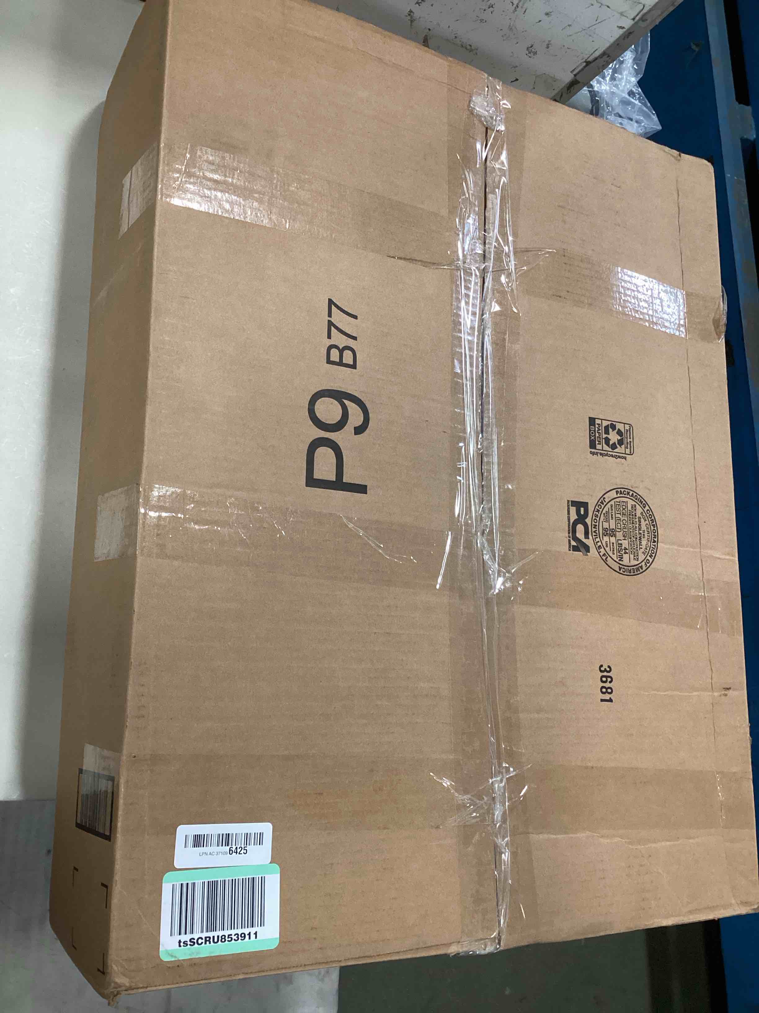 https://s3.amazonaws.com/lotting-images-prod/bidfta/PNK0467118_1729345856634.jpeg