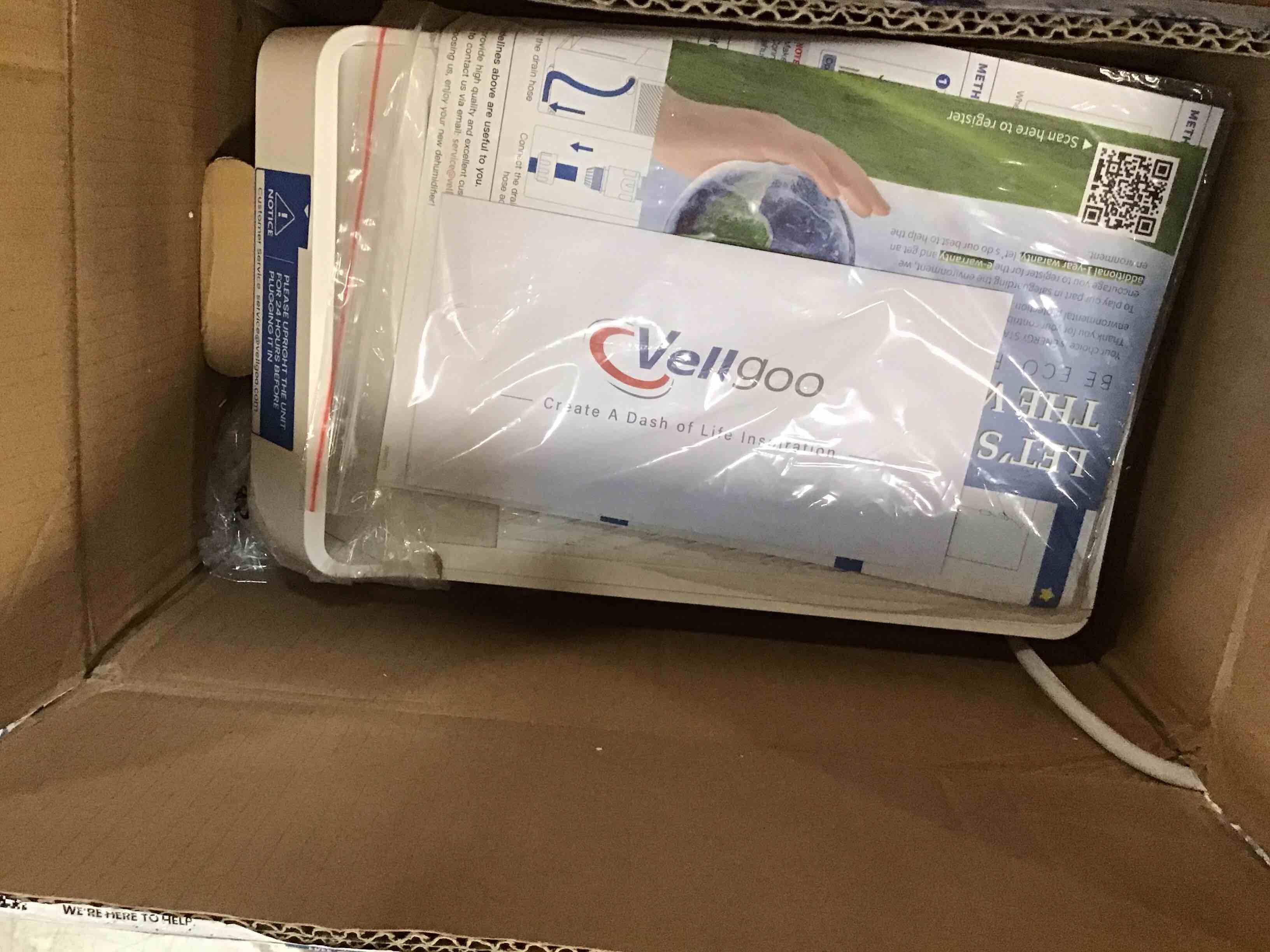 https://s3.amazonaws.com/lotting-images-prod/bidfta/PNK0468343_1729885773865.jpeg