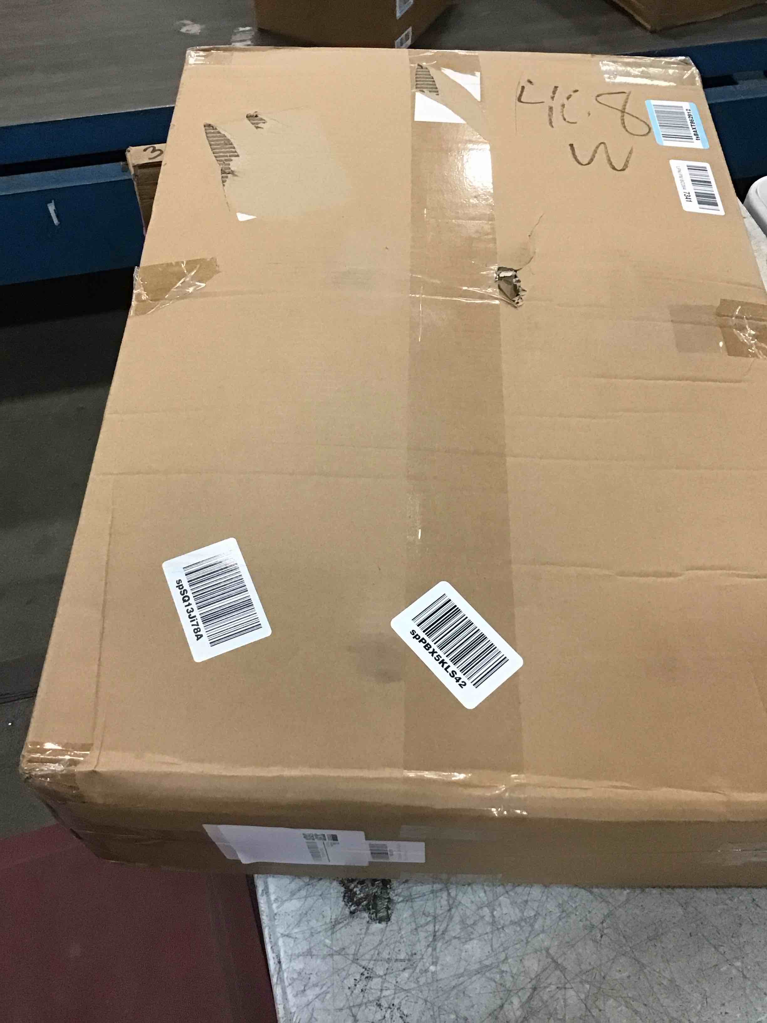 https://s3.amazonaws.com/lotting-images-prod/bidfta/PNK0468485_1729863831419.jpeg