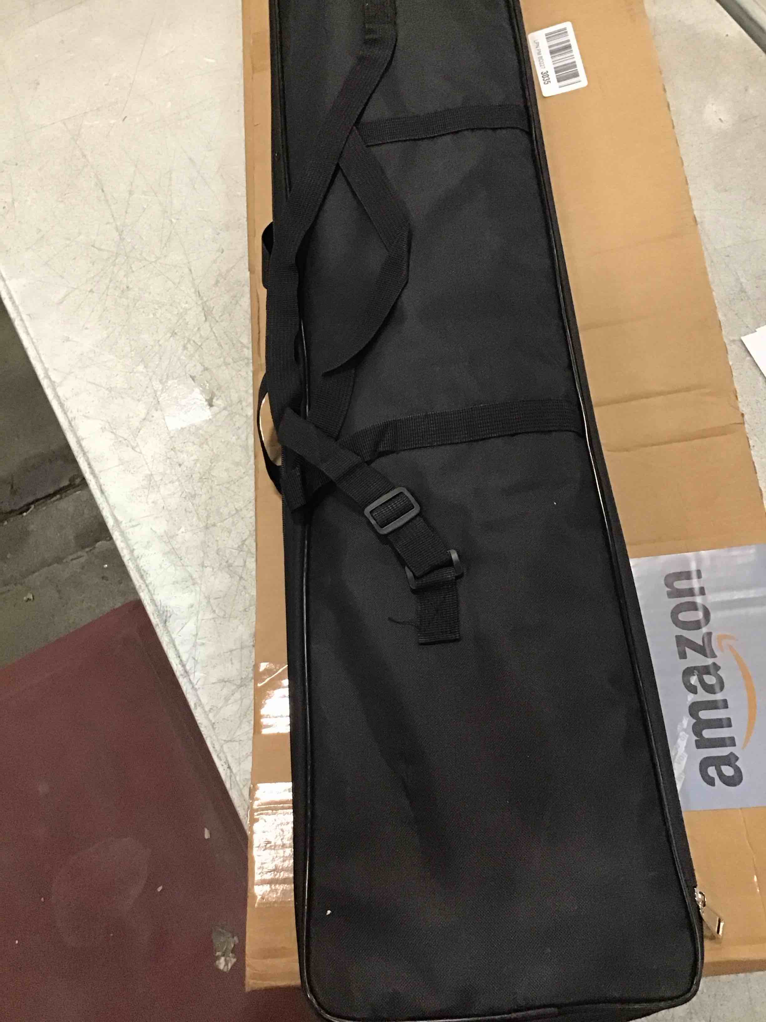 https://s3.amazonaws.com/lotting-images-prod/bidfta/PNK0468488_1729863453881.jpeg