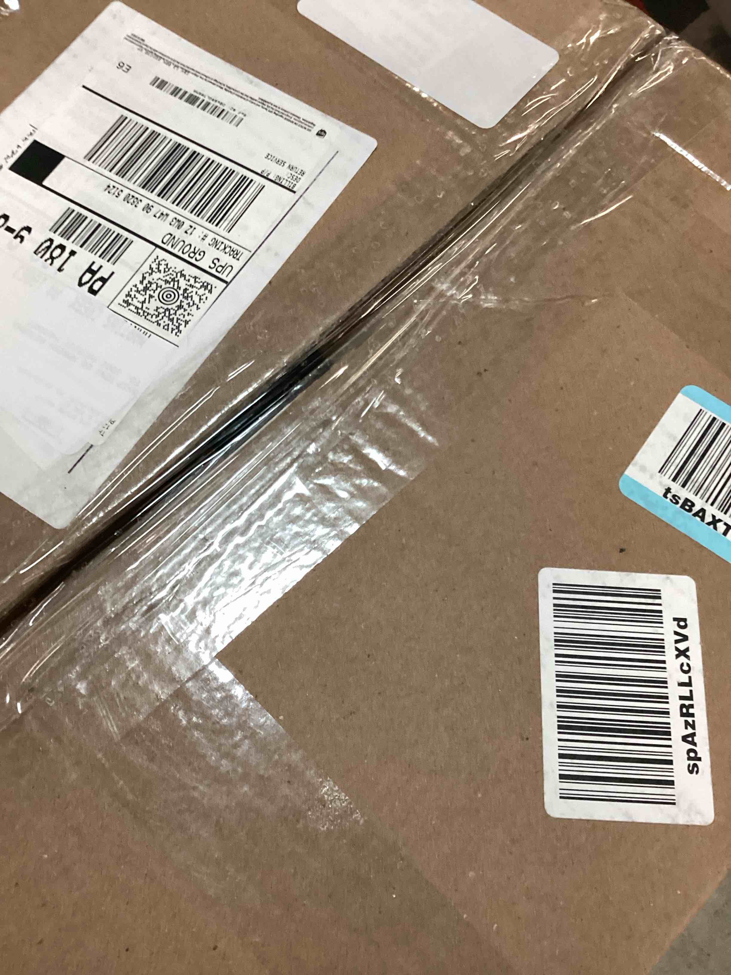 https://s3.amazonaws.com/lotting-images-prod/bidfta/PNK0468953_1729711717682.jpeg