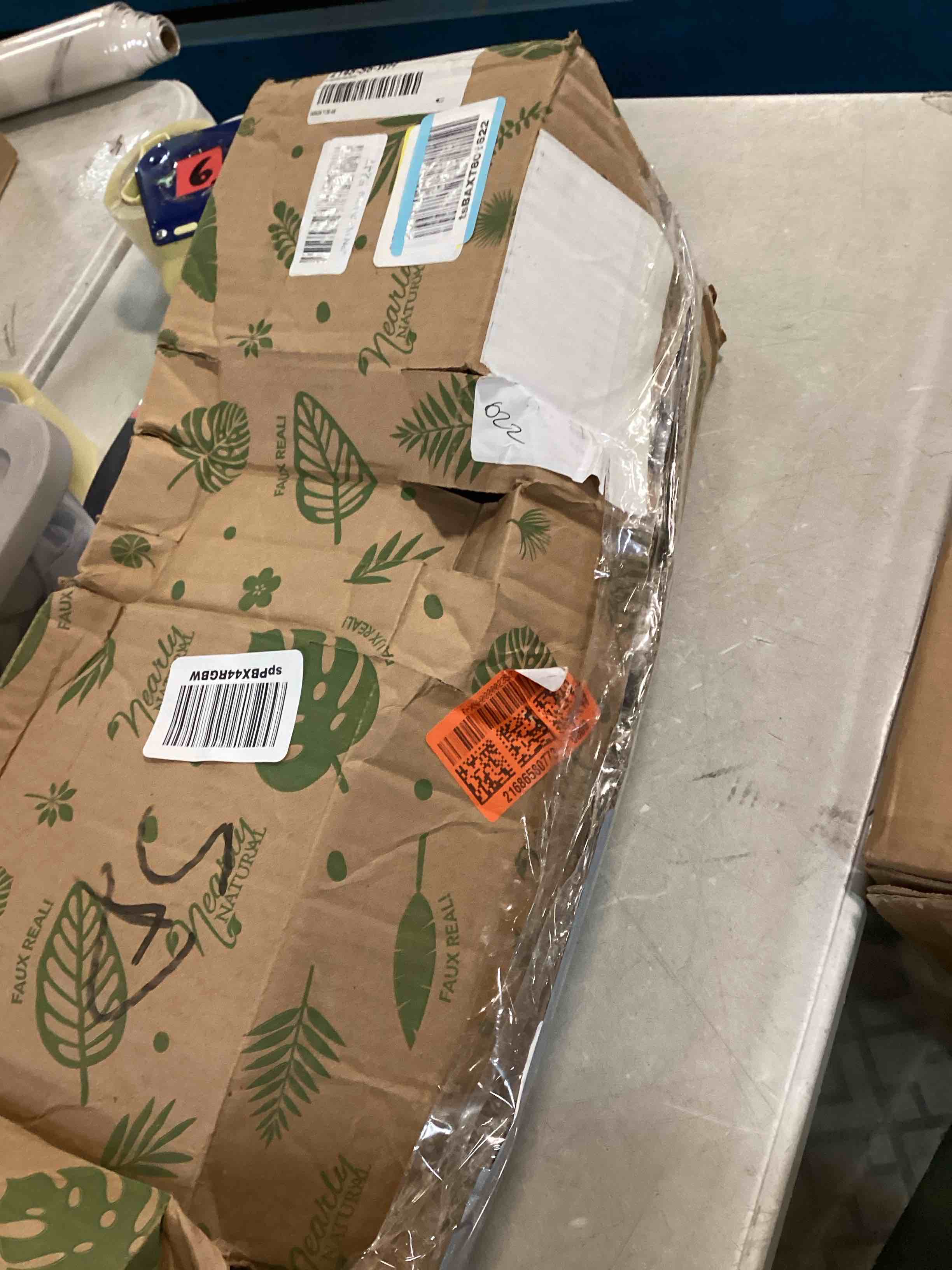 https://s3.amazonaws.com/lotting-images-prod/bidfta/PNK0469878_1729099788794.jpeg