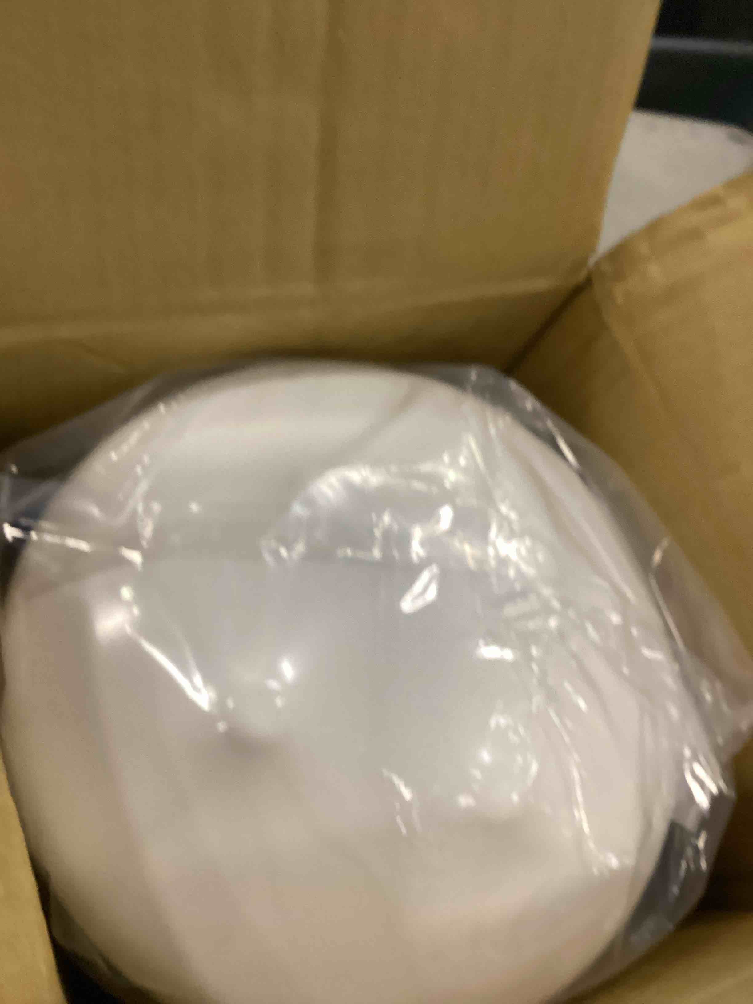 https://s3.amazonaws.com/lotting-images-prod/bidfta/PNK0470675_1729780408537.jpeg