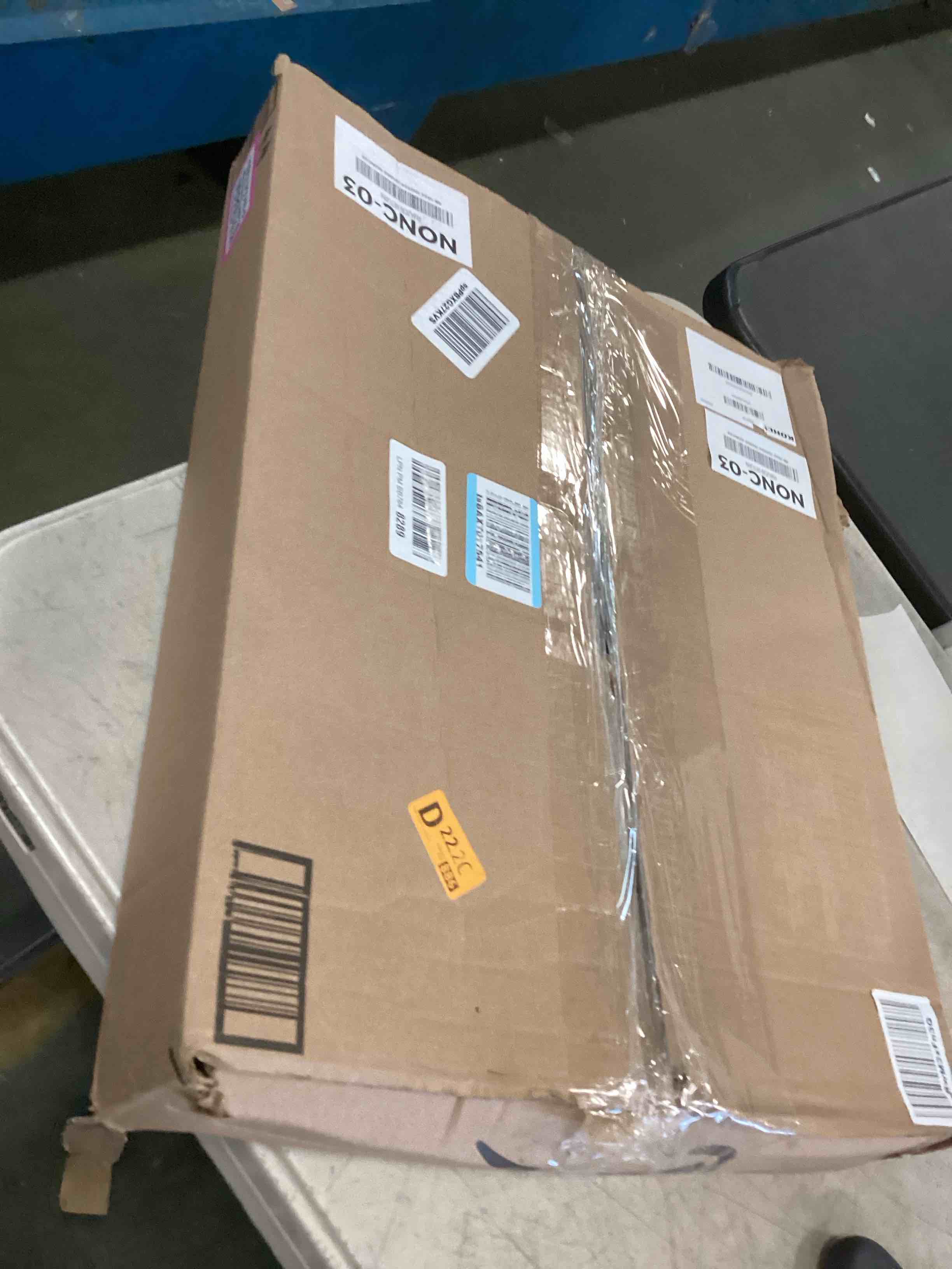 https://s3.amazonaws.com/lotting-images-prod/bidfta/PNK0470894_1729696100483.jpeg