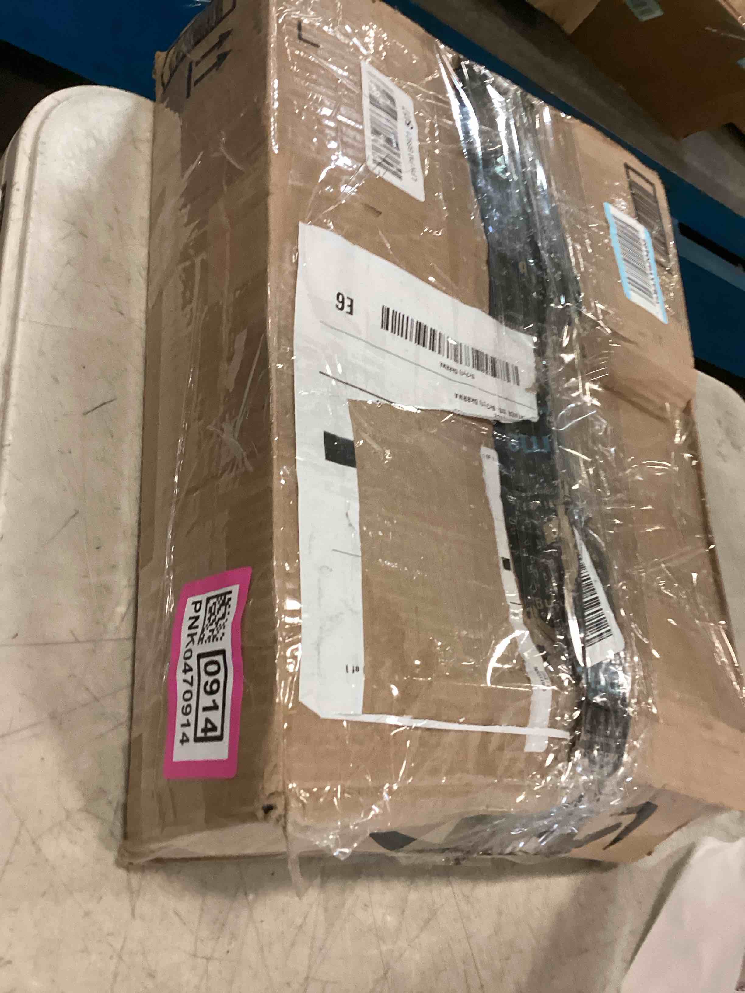 https://s3.amazonaws.com/lotting-images-prod/bidfta/PNK0470914_1729694102560.jpeg