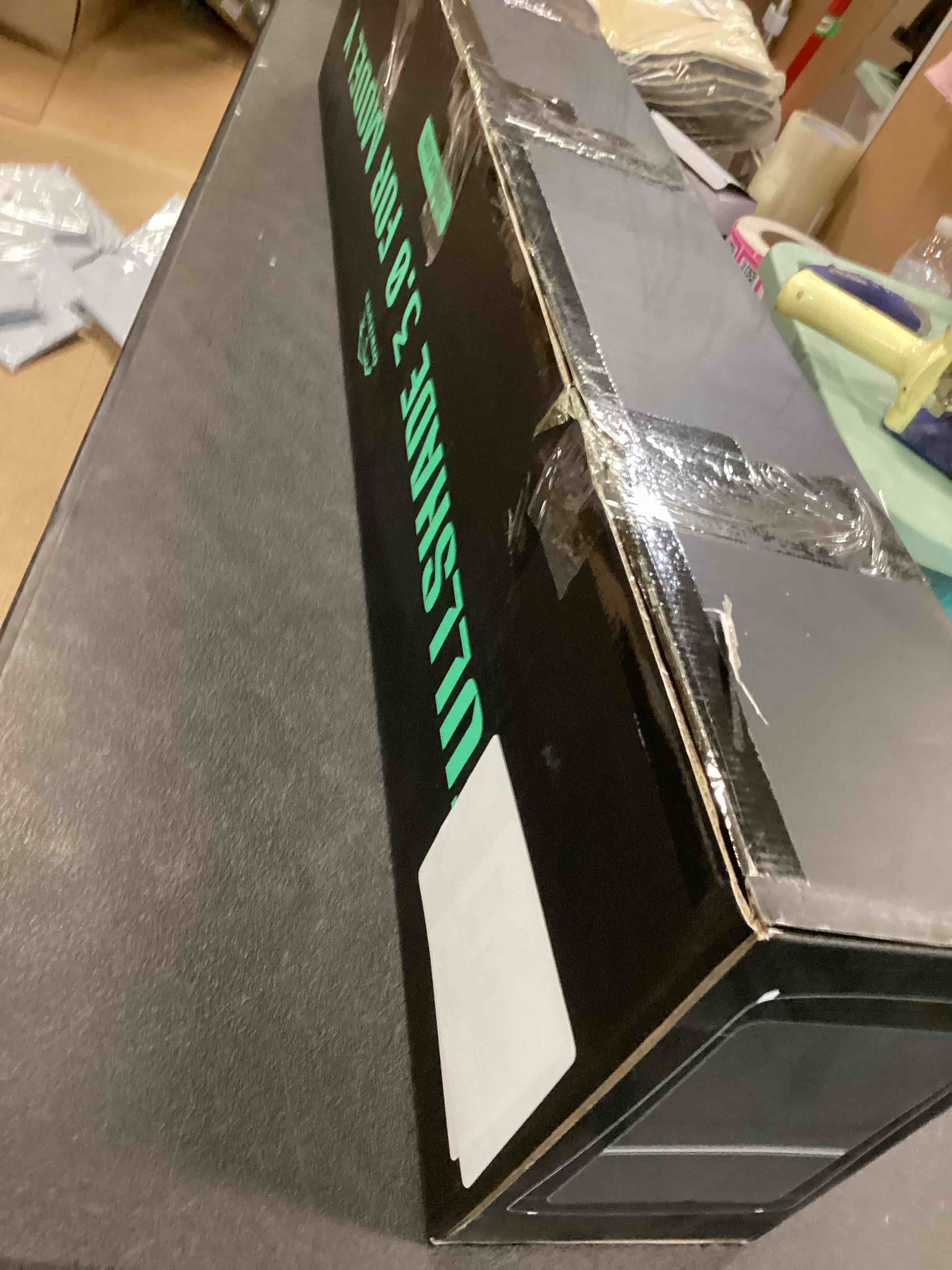 https://s3.amazonaws.com/lotting-images-prod/bidfta/PNK0471090_1729609811450.jpeg