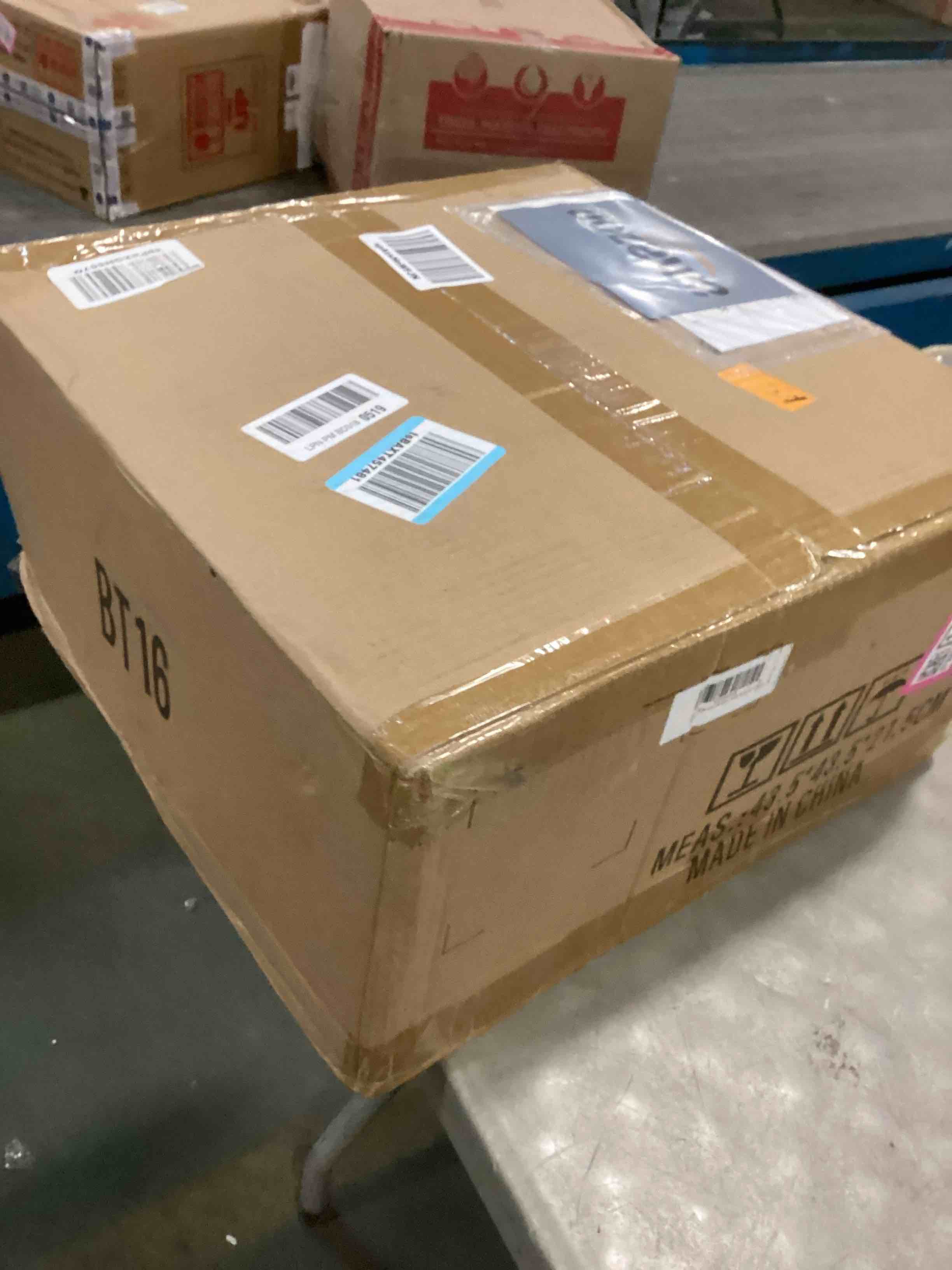 https://s3.amazonaws.com/lotting-images-prod/bidfta/PNK0471460_1729513427168.jpeg
