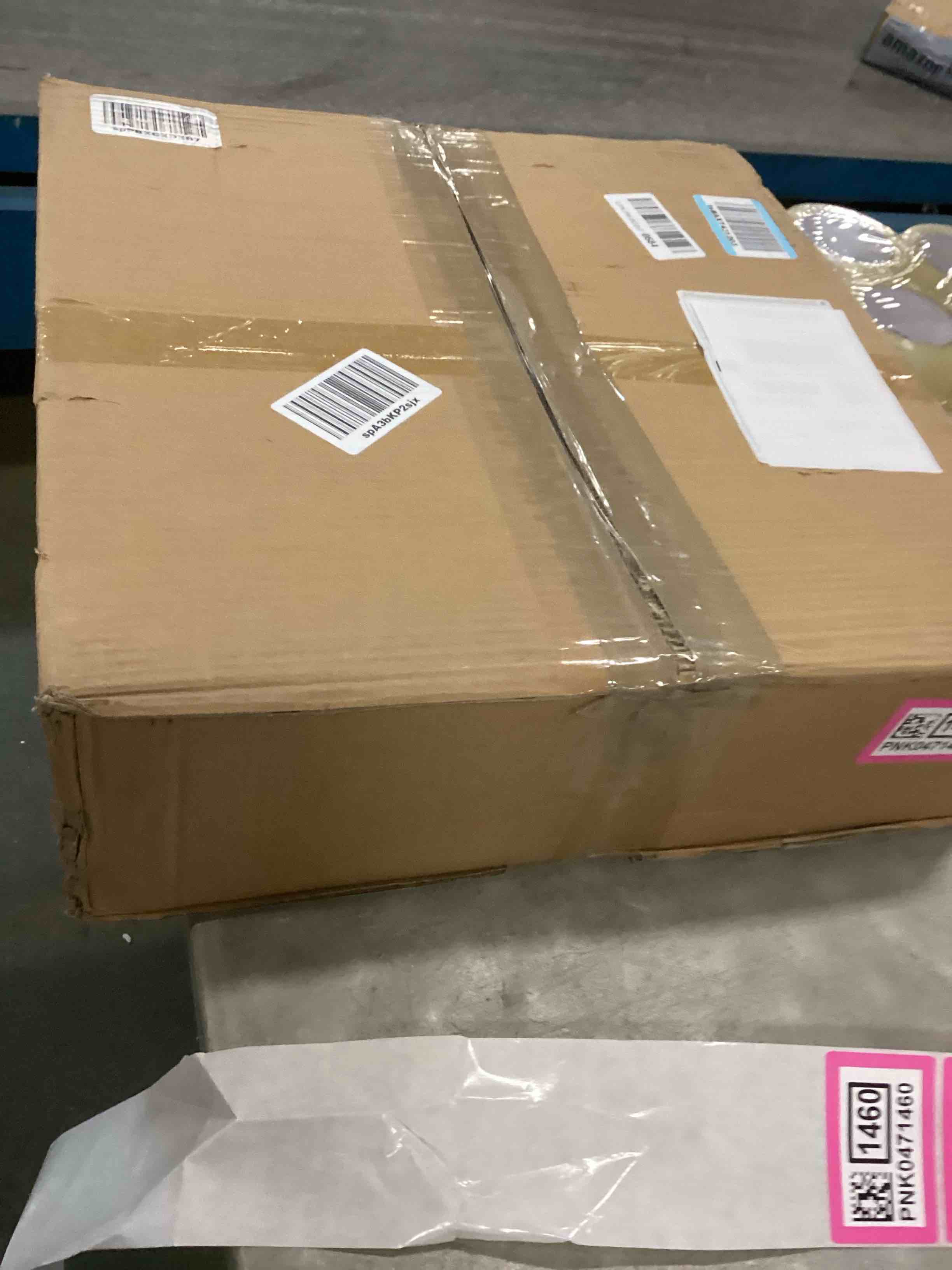 https://s3.amazonaws.com/lotting-images-prod/bidfta/PNK0471461_1729513343417.jpeg