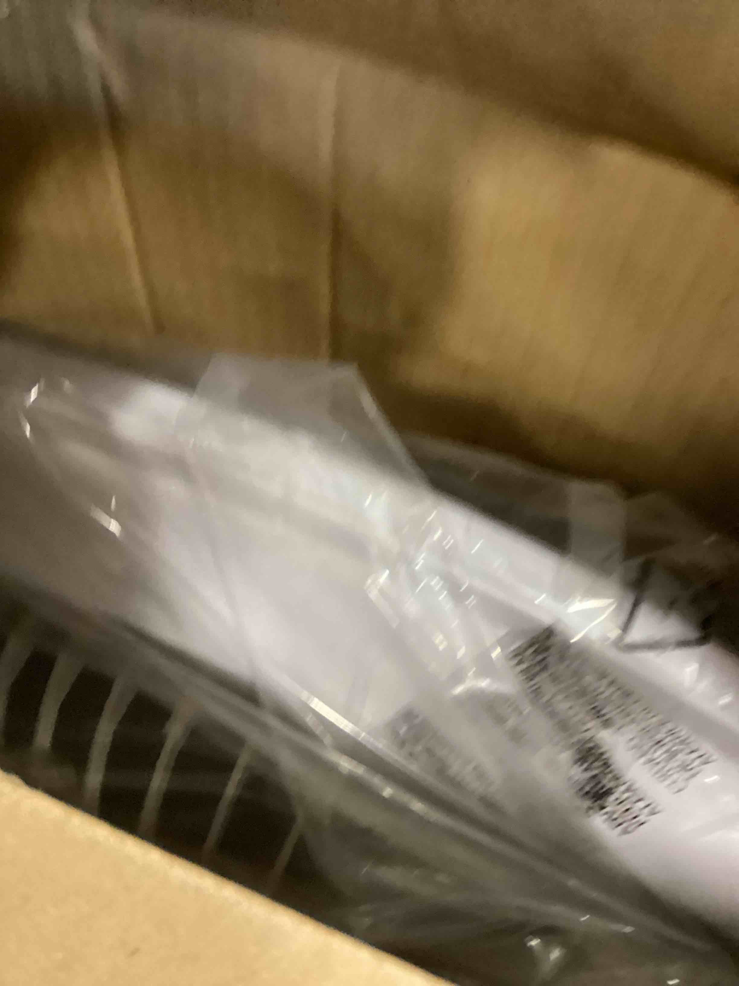https://s3.amazonaws.com/lotting-images-prod/bidfta/PNK0471530_1729189731841.jpeg