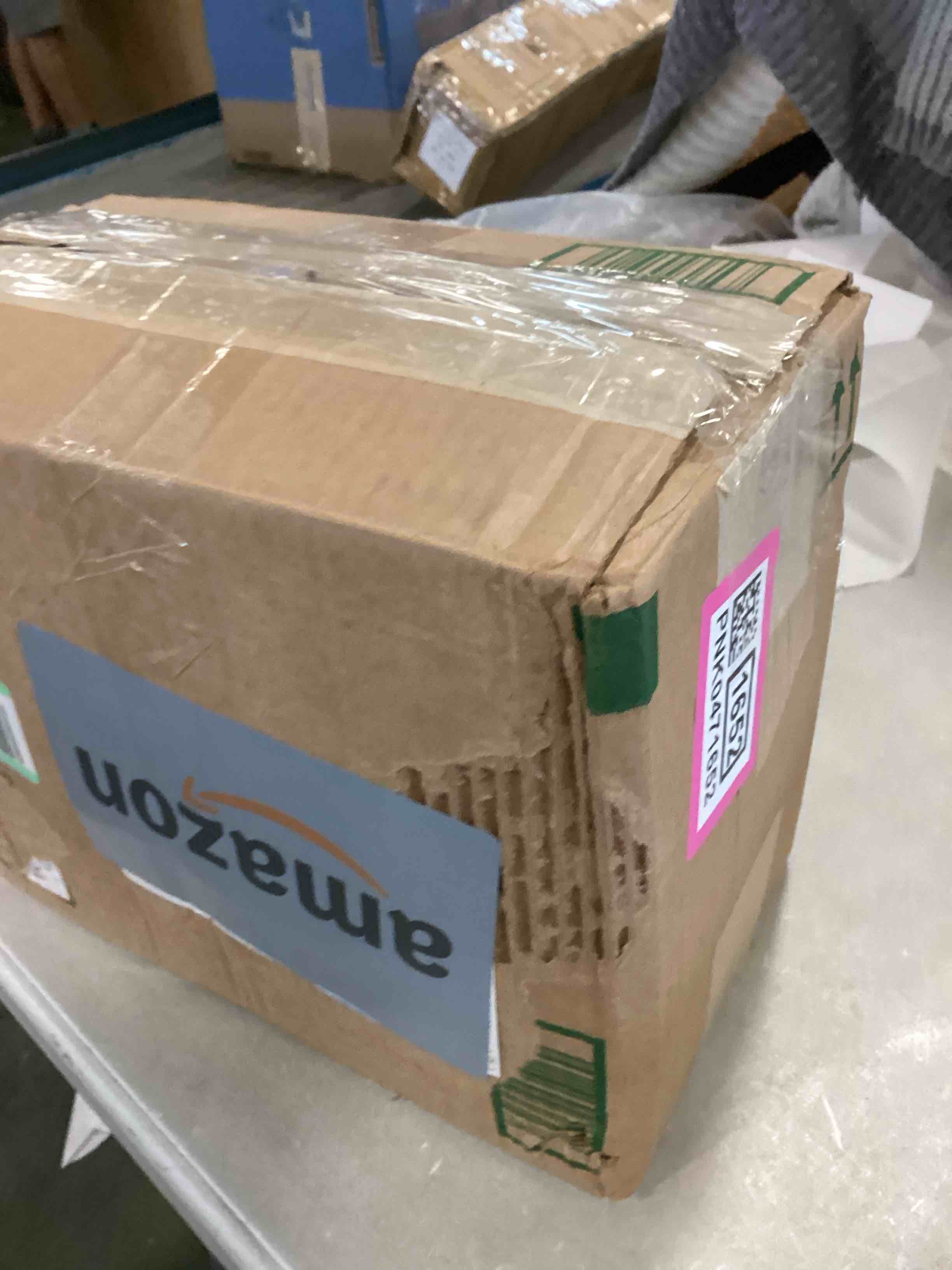 https://s3.amazonaws.com/lotting-images-prod/bidfta/PNK0471652_1729175990670.jpeg