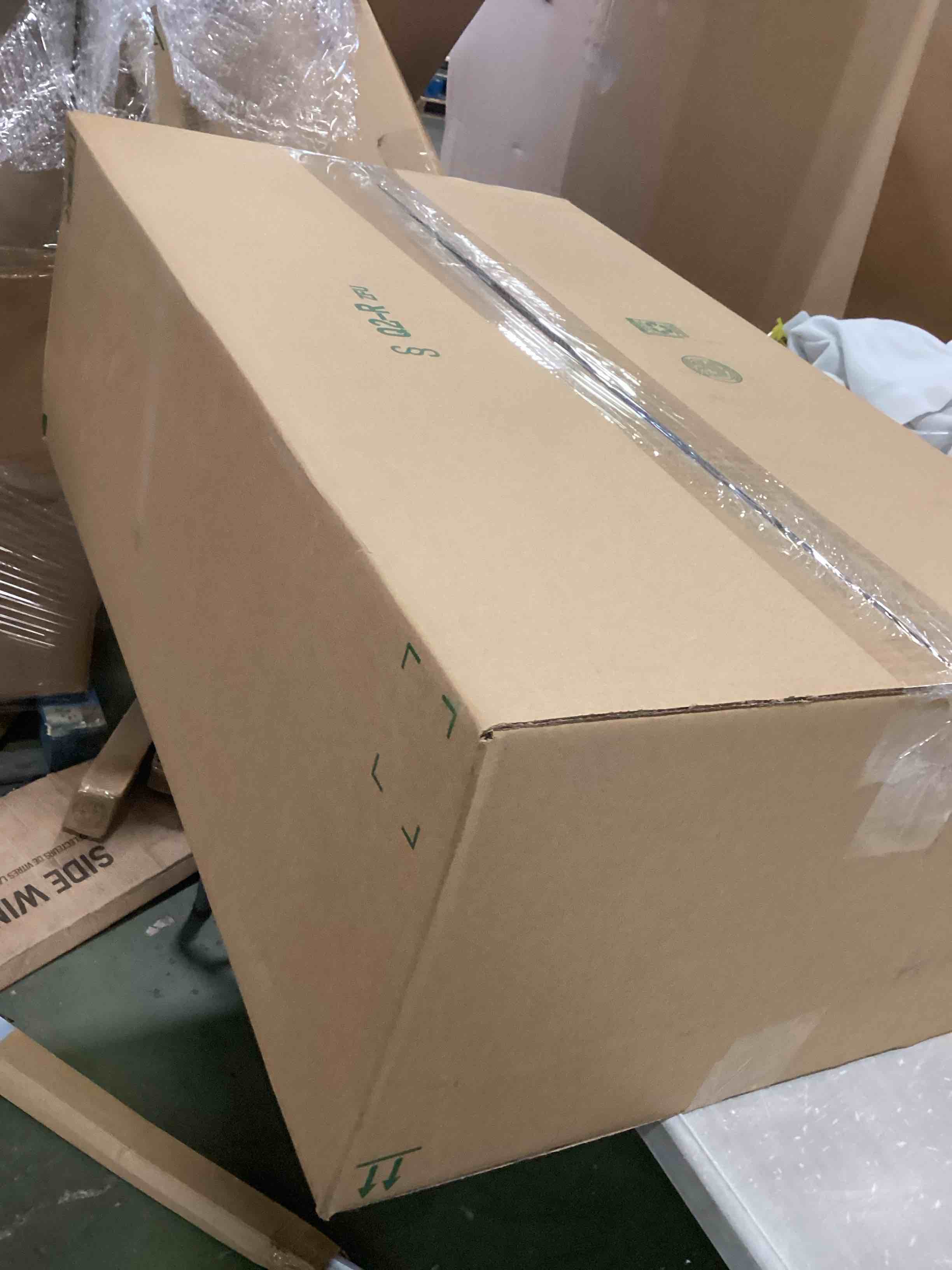 https://s3.amazonaws.com/lotting-images-prod/bidfta/PNK0471933_1729101423218.jpeg