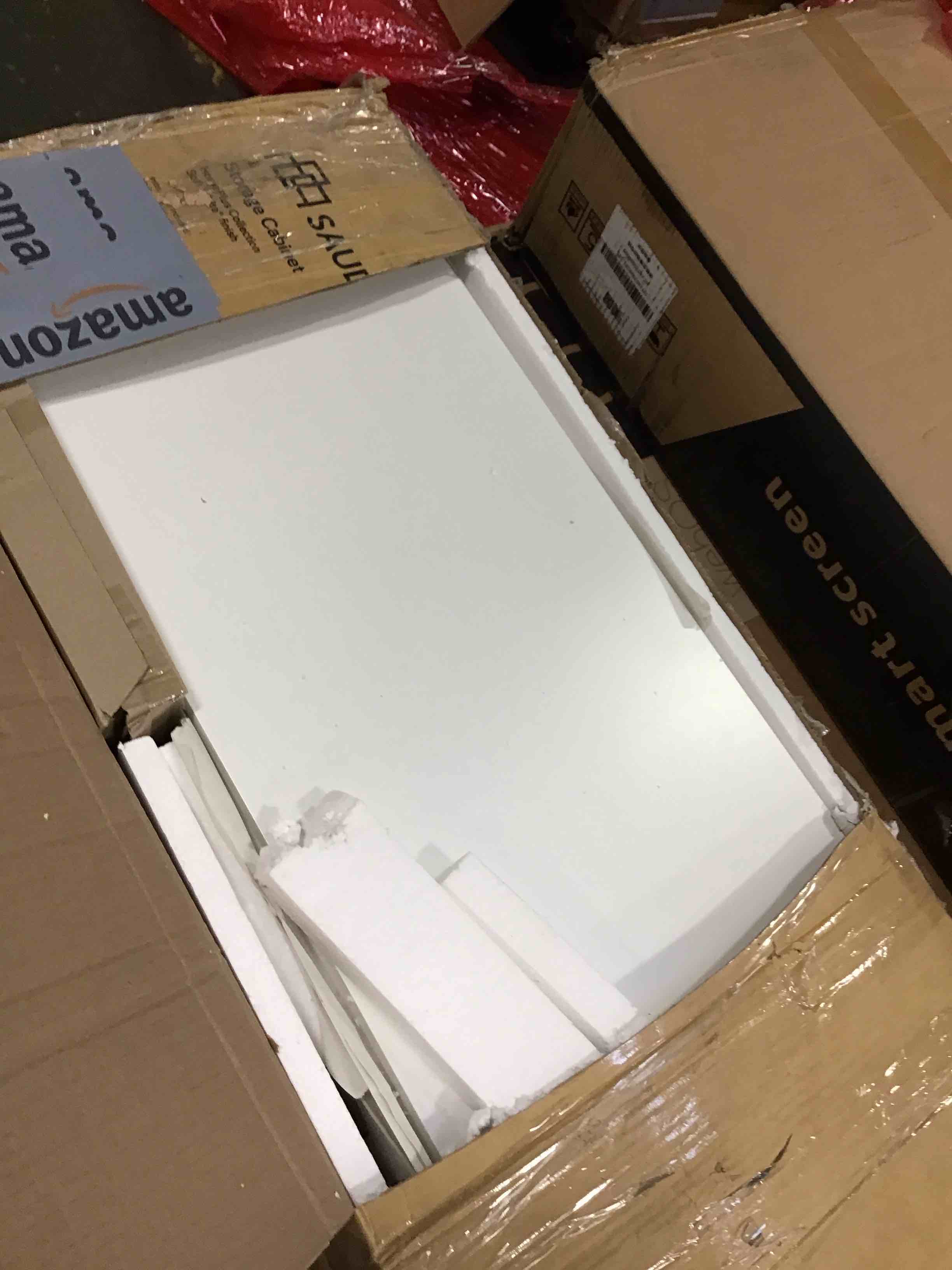 https://s3.amazonaws.com/lotting-images-prod/bidfta/PNK0472578_1730917603315.jpeg