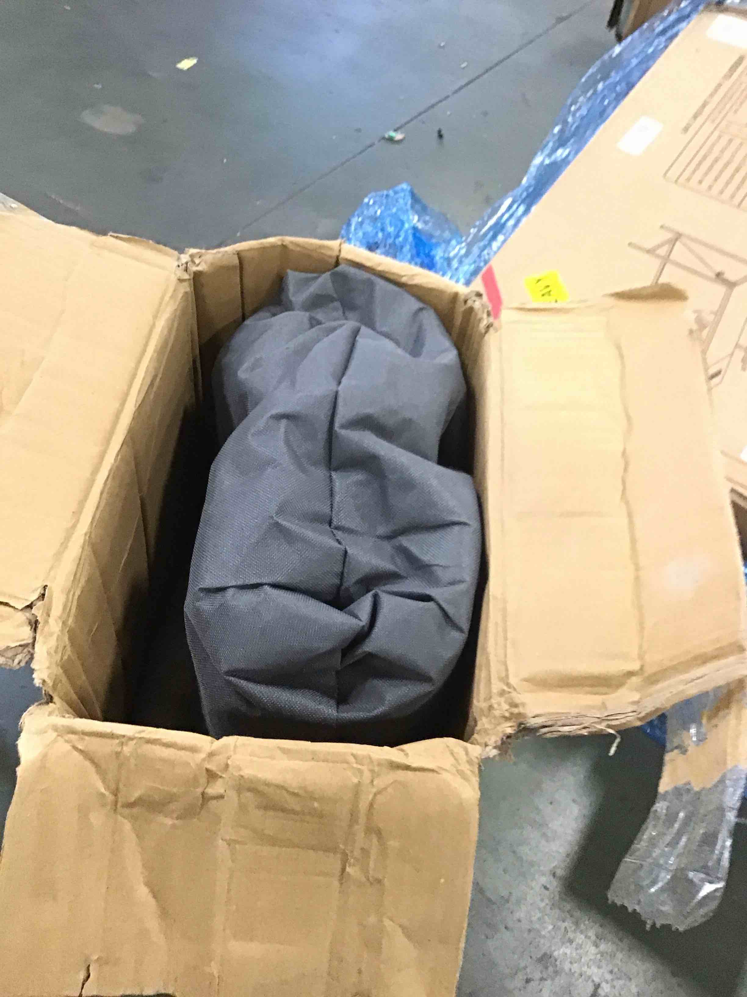 https://s3.amazonaws.com/lotting-images-prod/bidfta/PNK0472849_1730491458193.jpeg