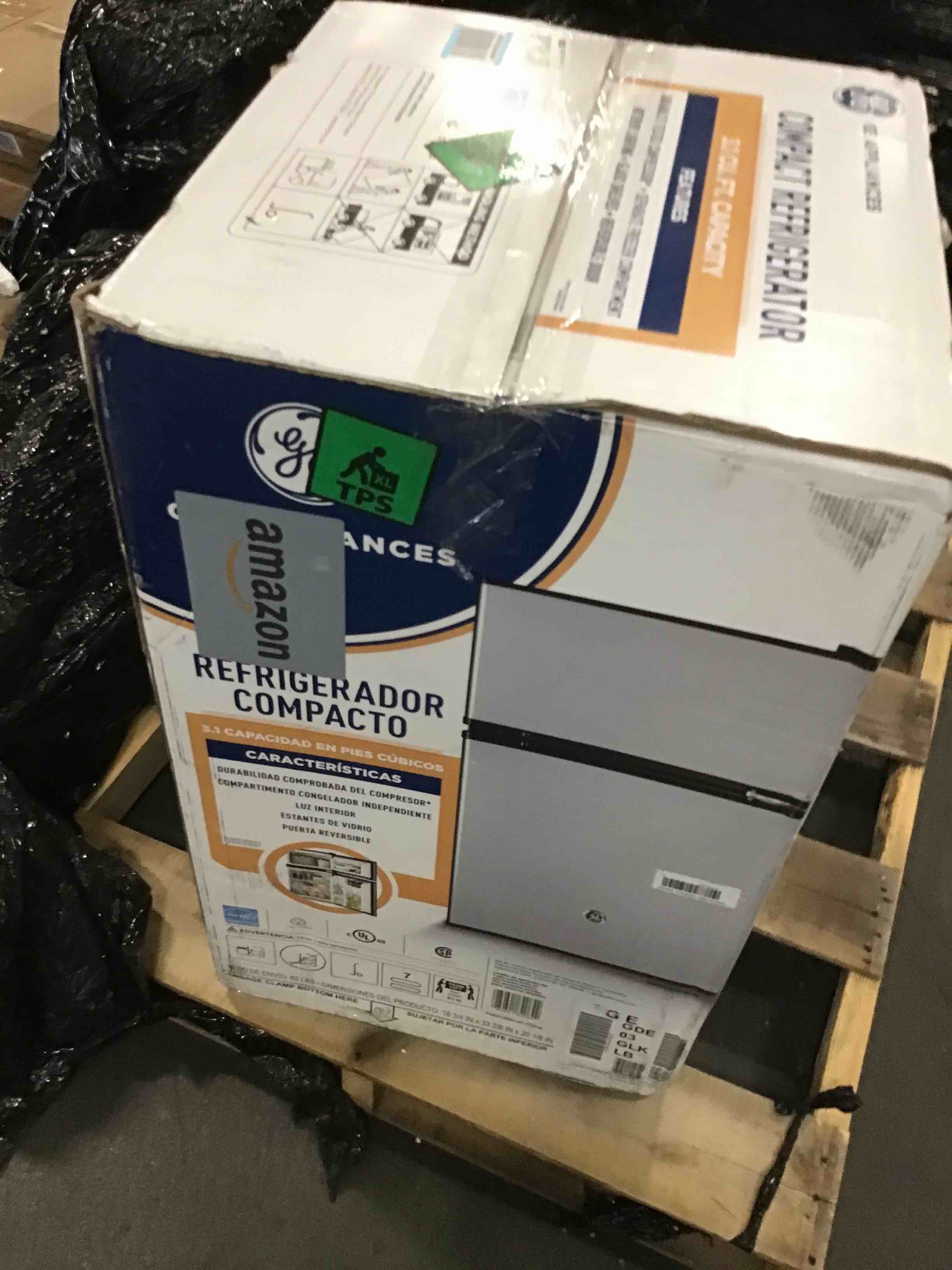 https://s3.amazonaws.com/lotting-images-prod/bidfta/PNK0473112_1730293846441.jpeg