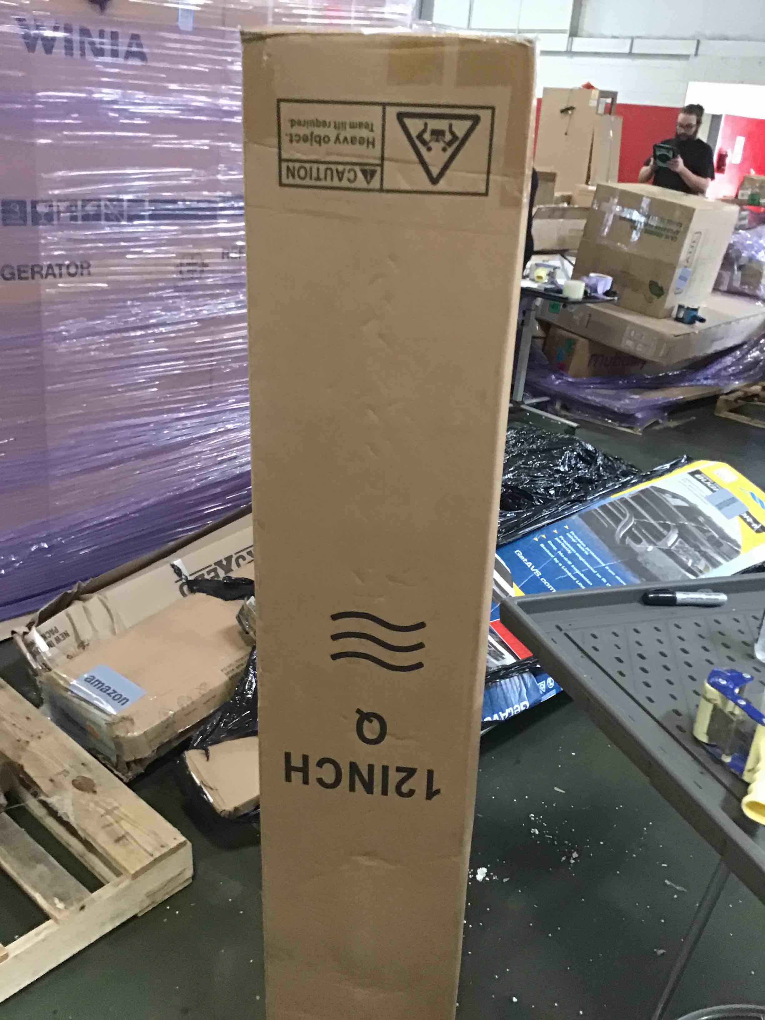 https://s3.amazonaws.com/lotting-images-prod/bidfta/PNK0473164_1730227054694.jpeg