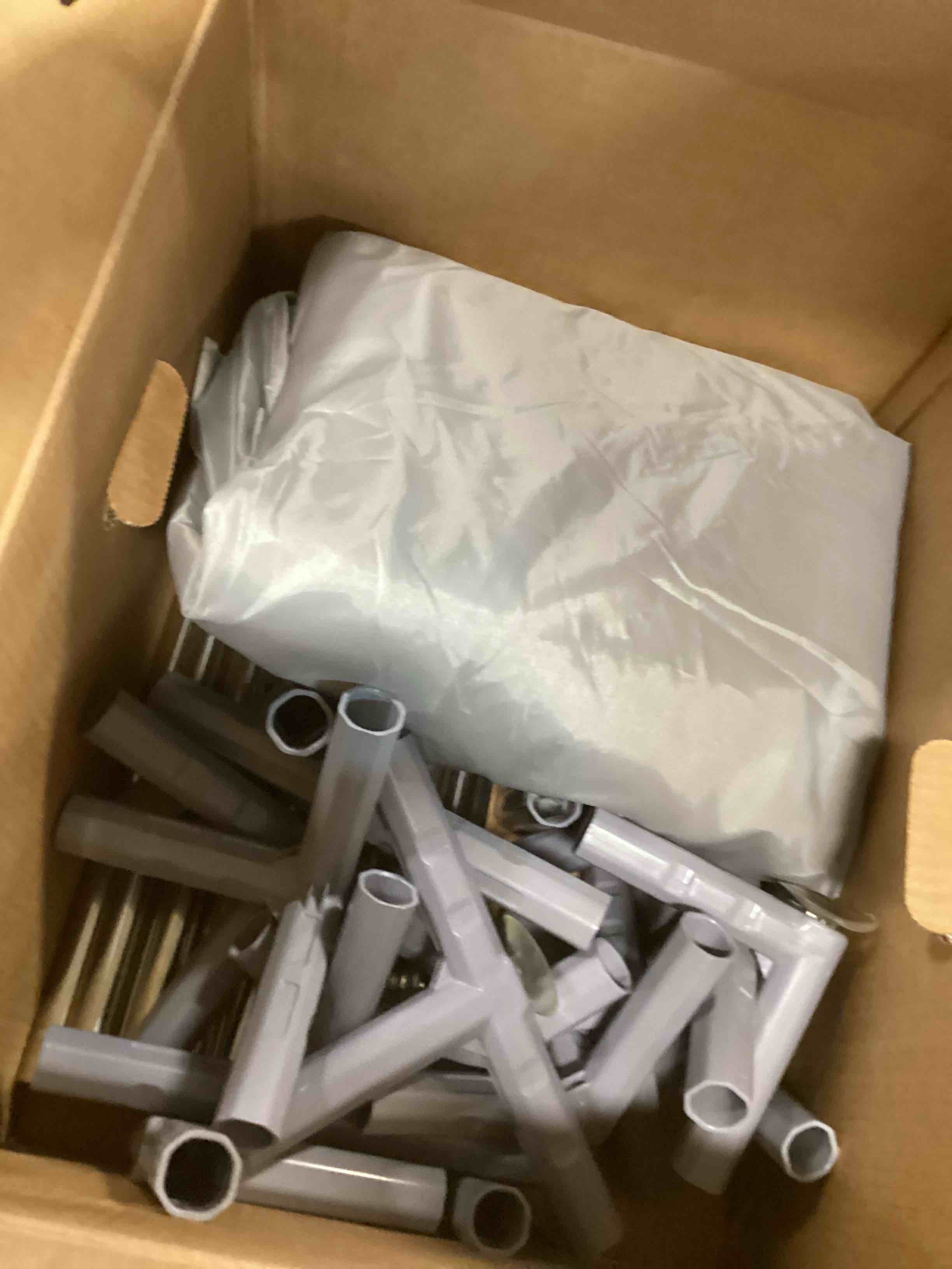 https://s3.amazonaws.com/lotting-images-prod/bidfta/PNK0473349_1729270601639.jpeg