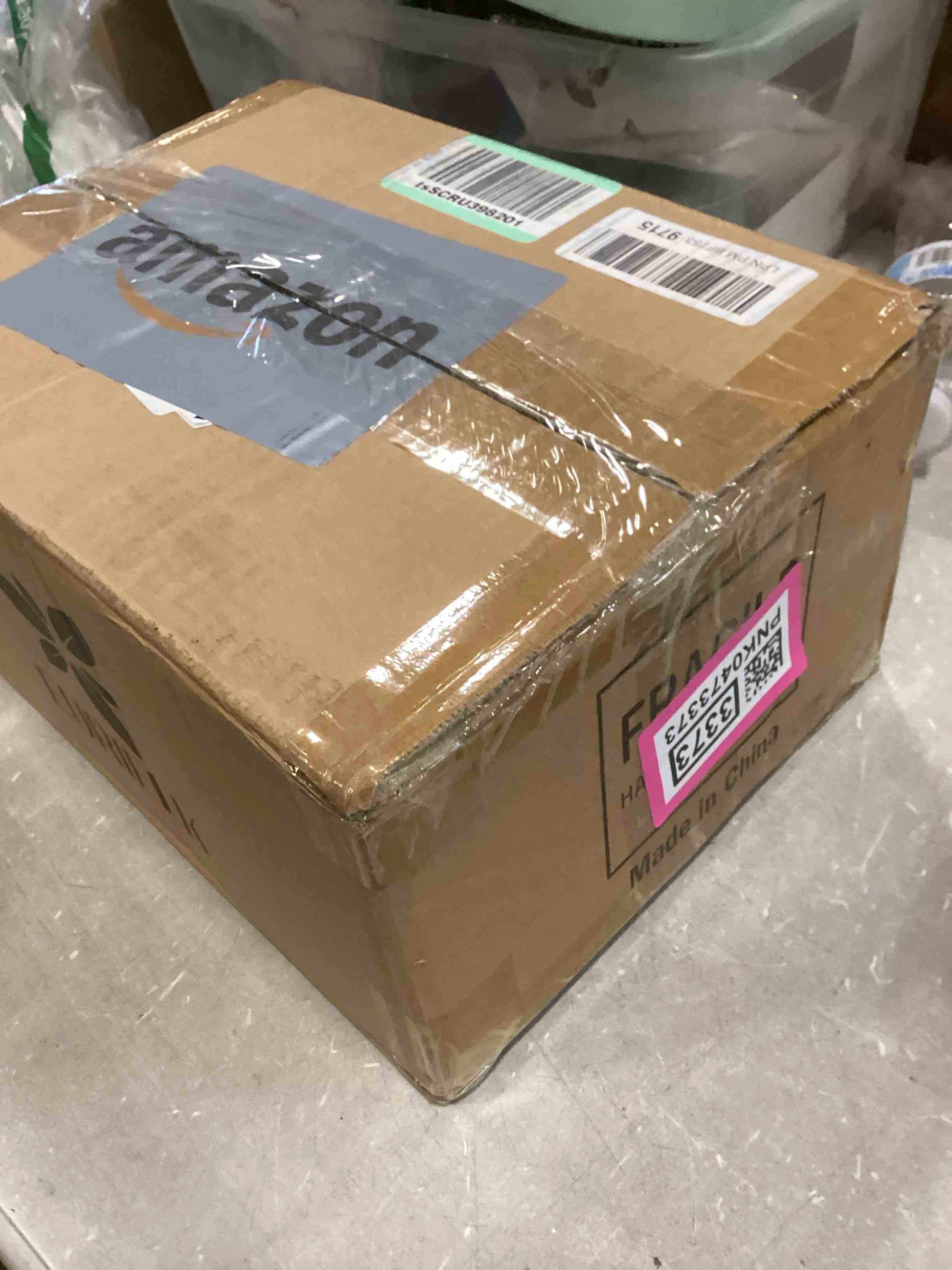 https://s3.amazonaws.com/lotting-images-prod/bidfta/PNK0473373_1729268988264.jpeg