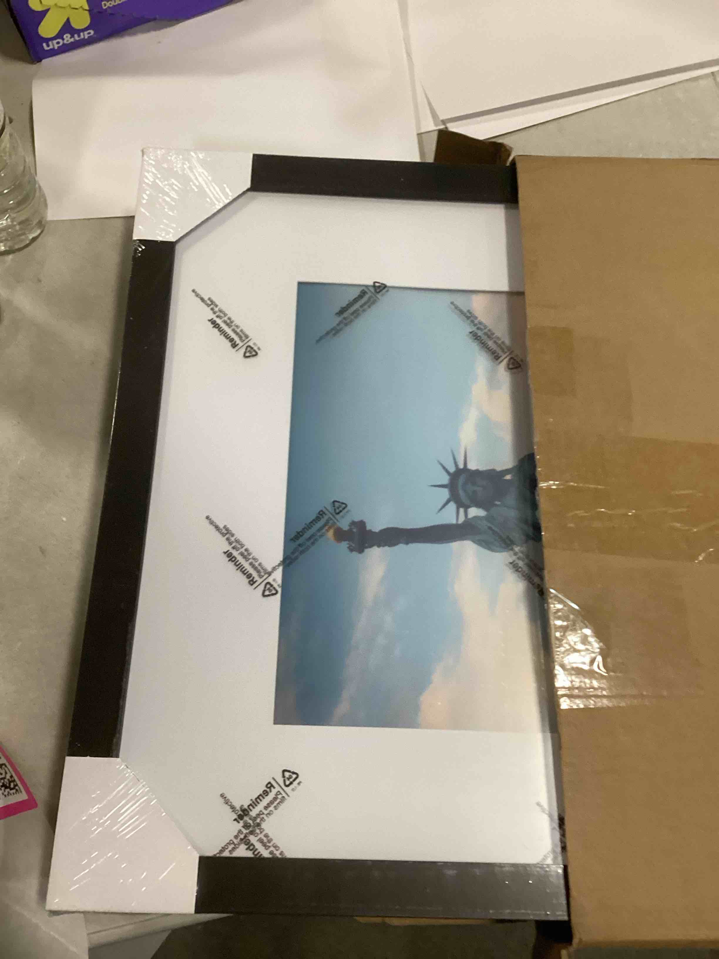 https://s3.amazonaws.com/lotting-images-prod/bidfta/PNK0473598_1729193989586.jpeg