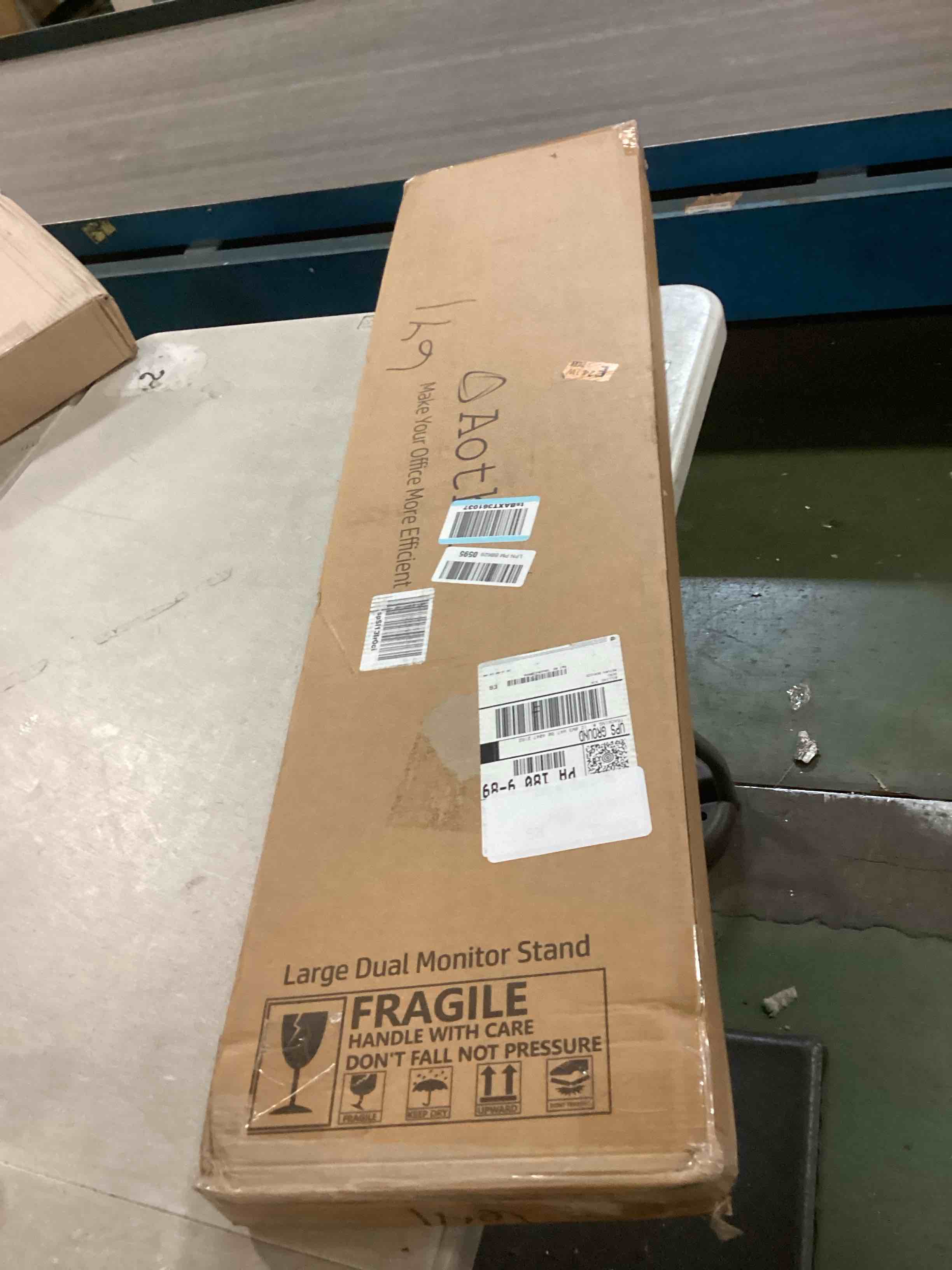 https://s3.amazonaws.com/lotting-images-prod/bidfta/PNK0474019_1731109185957.jpeg