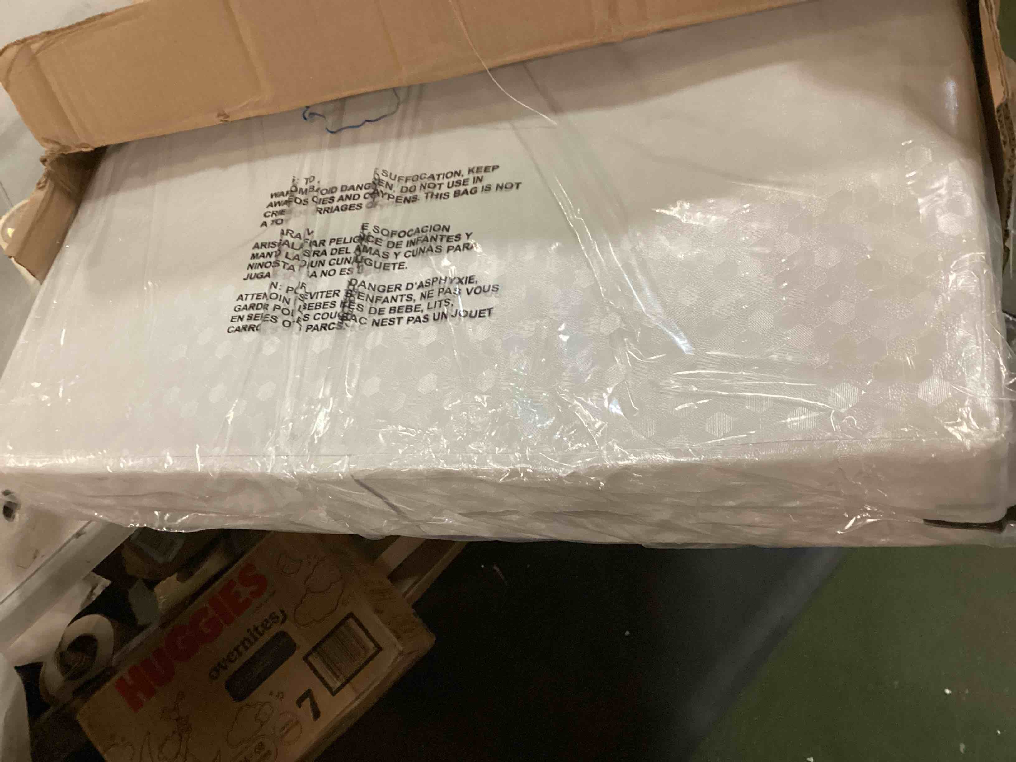 https://s3.amazonaws.com/lotting-images-prod/bidfta/PNK0475185_1730330451123.jpeg