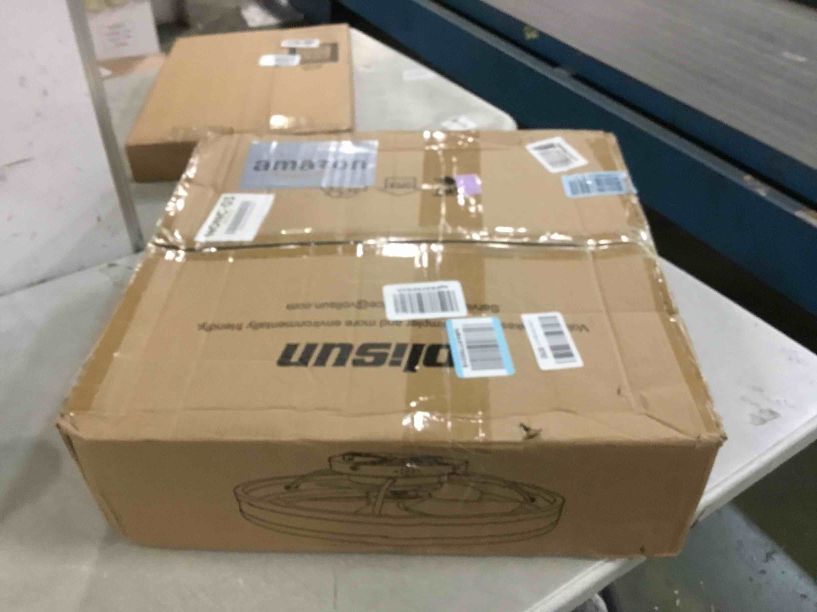 https://s3.amazonaws.com/lotting-images-prod/bidfta/PNK0475821_1729833144866.jpeg