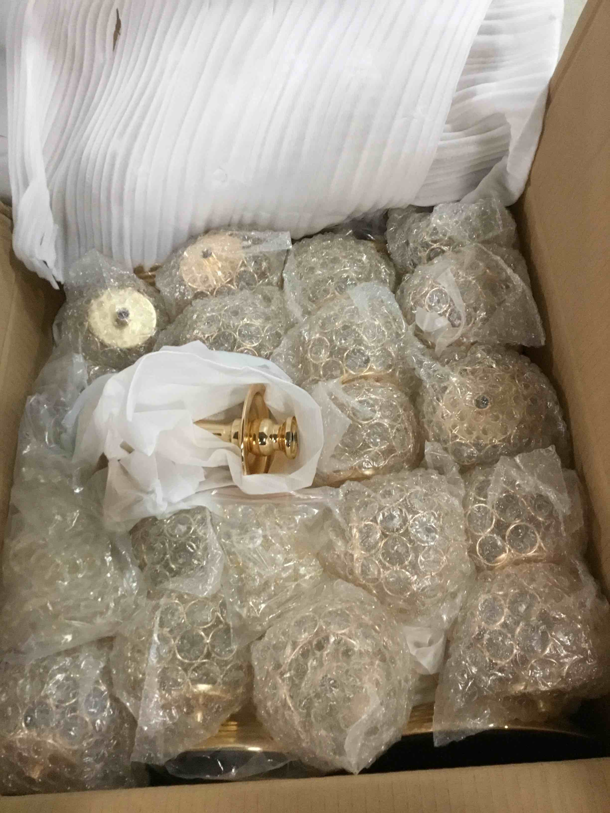 https://s3.amazonaws.com/lotting-images-prod/bidfta/PNK0476245_1730262026329.jpeg