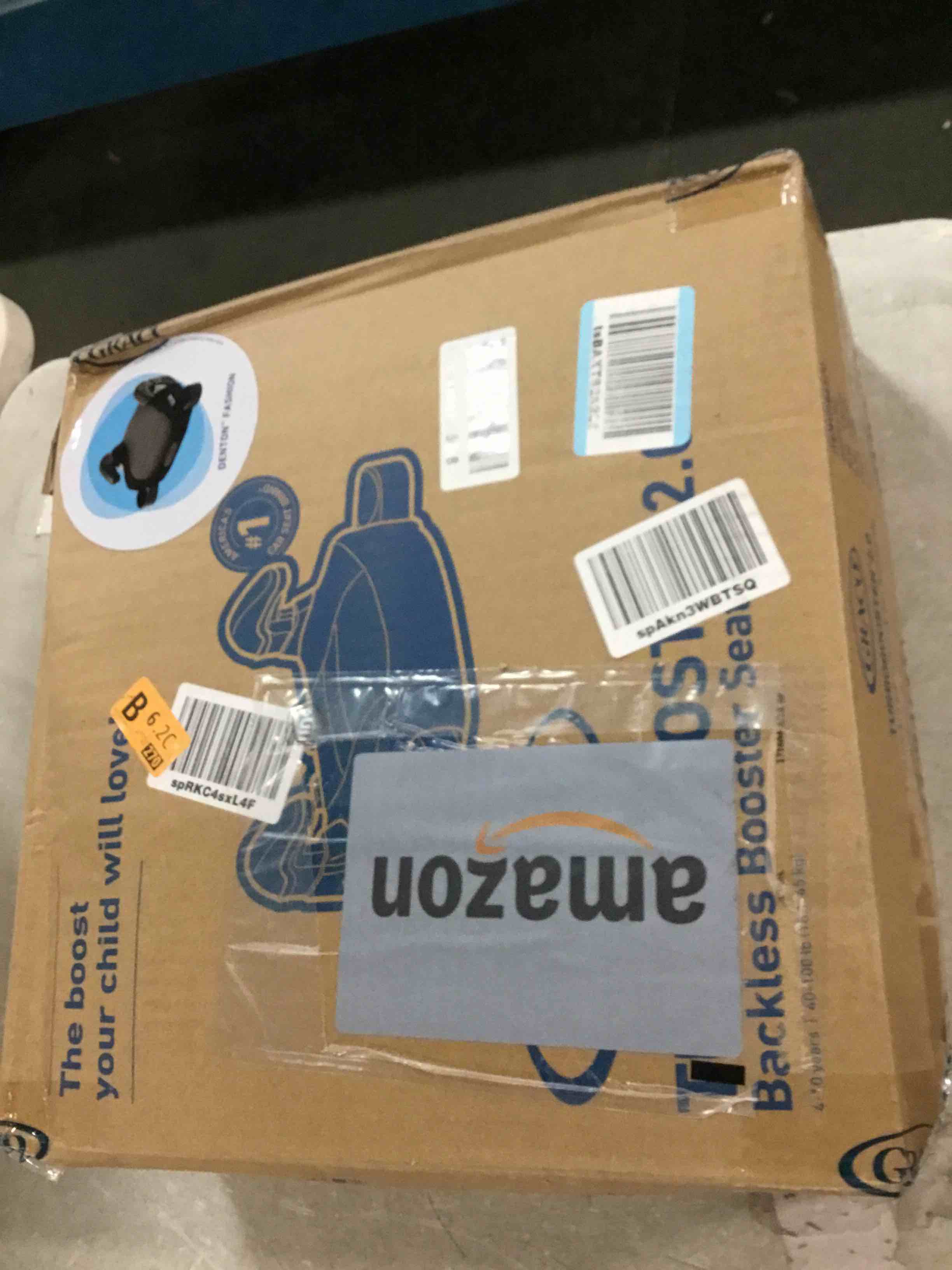 https://s3.amazonaws.com/lotting-images-prod/bidfta/PNK0477027_1729746922498.jpeg