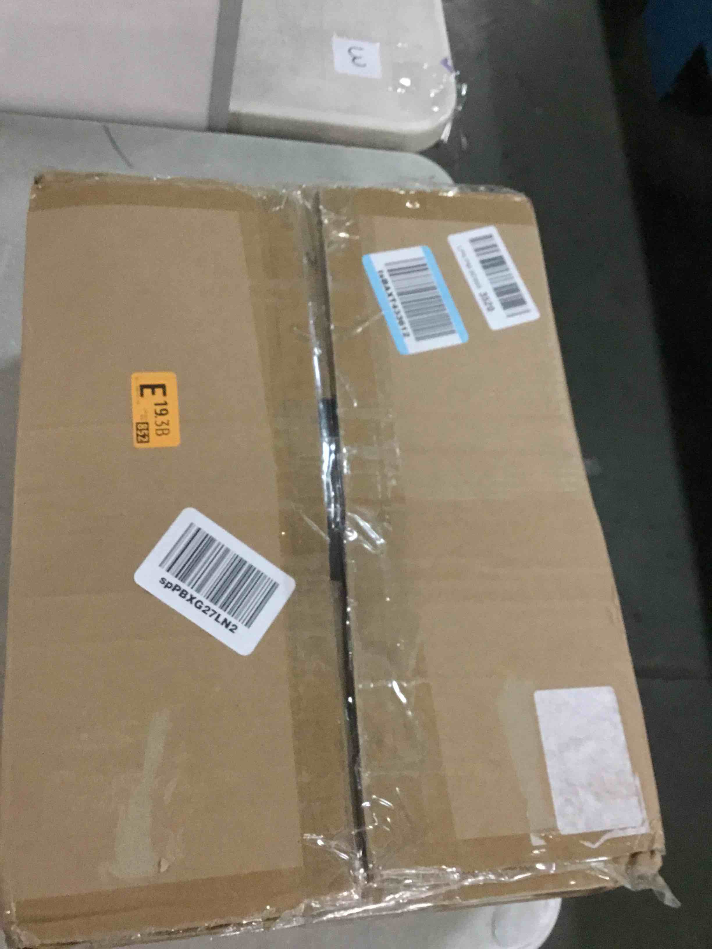 https://s3.amazonaws.com/lotting-images-prod/bidfta/PNK0477450_1729637043334.jpeg