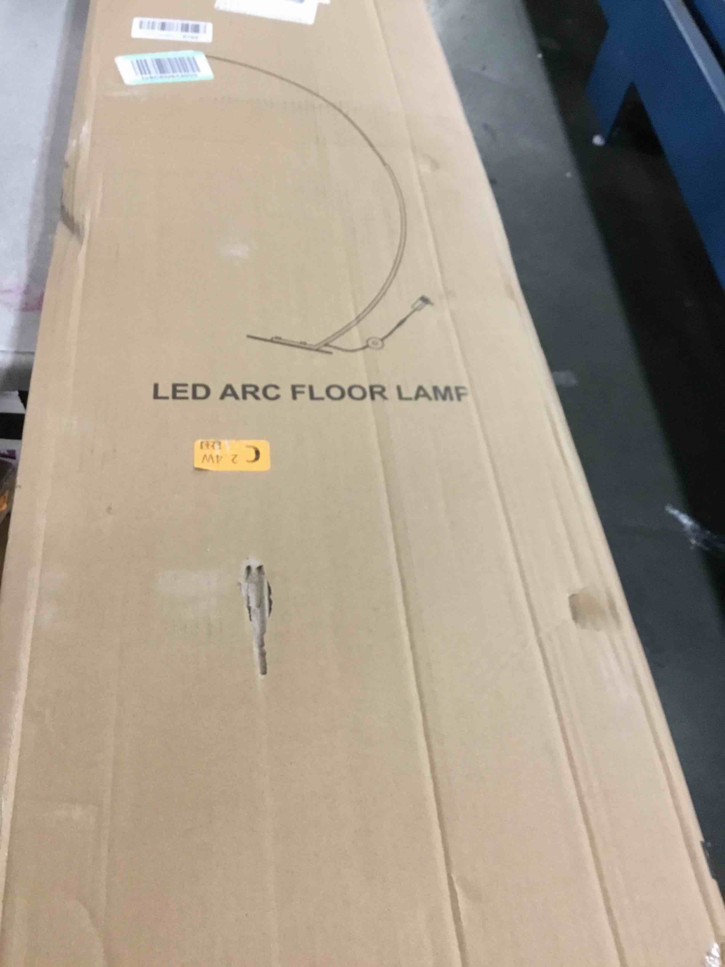 https://s3.amazonaws.com/lotting-images-prod/bidfta/PNK0477551_1729569256385.jpeg