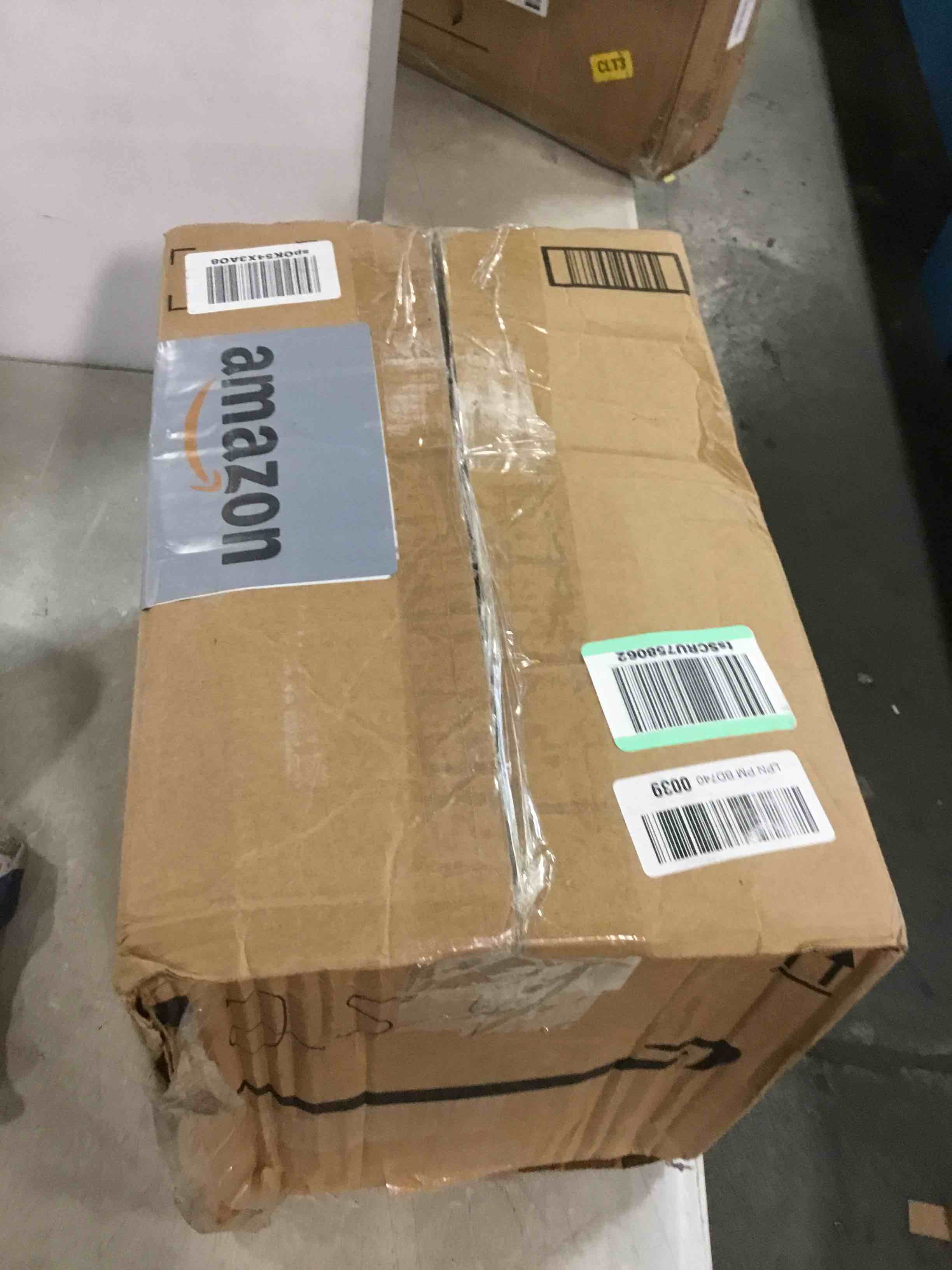 https://s3.amazonaws.com/lotting-images-prod/bidfta/PNK0477570_1729565406626.jpeg