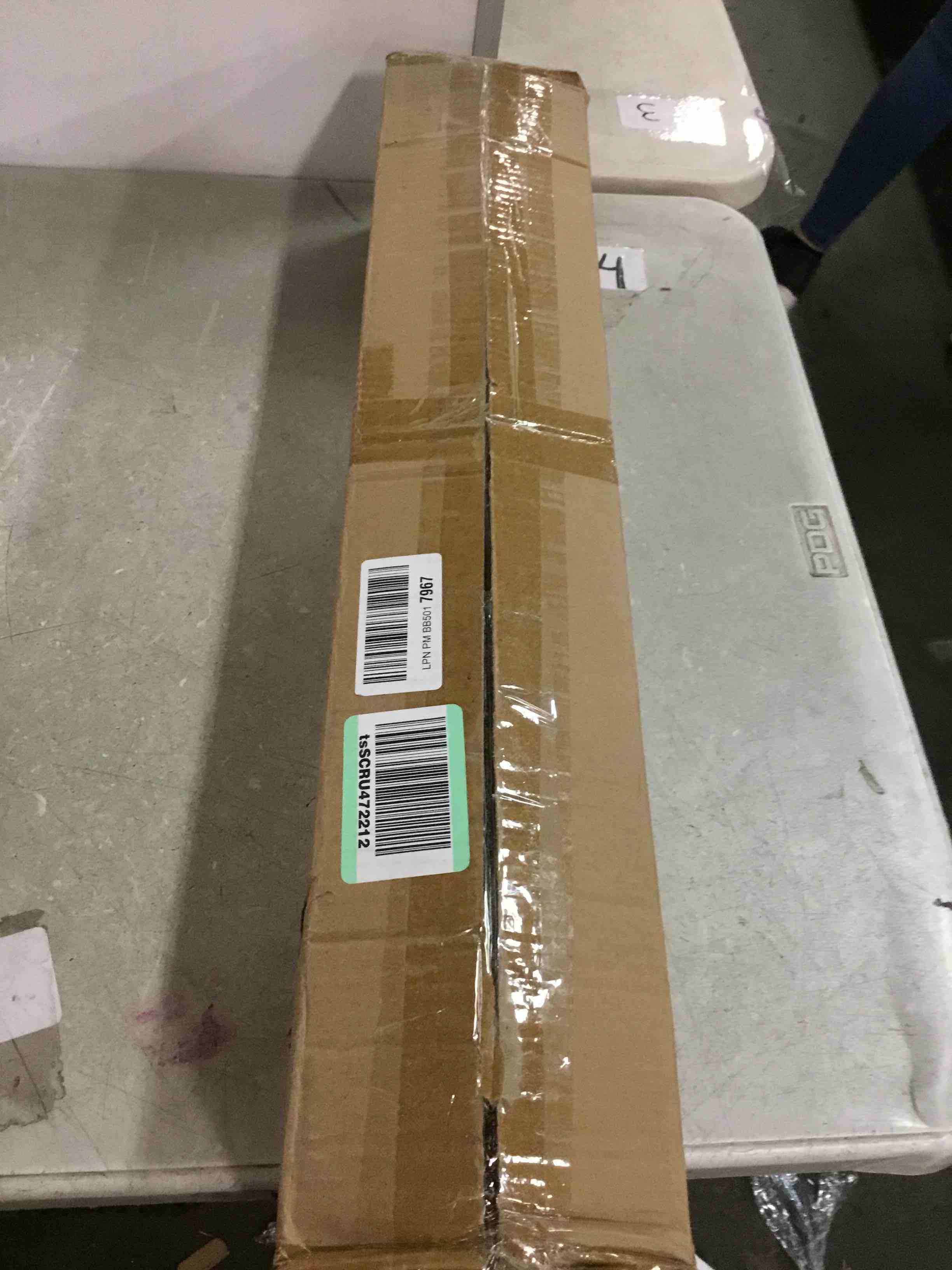 https://s3.amazonaws.com/lotting-images-prod/bidfta/PNK0477578_1729564571737.jpeg