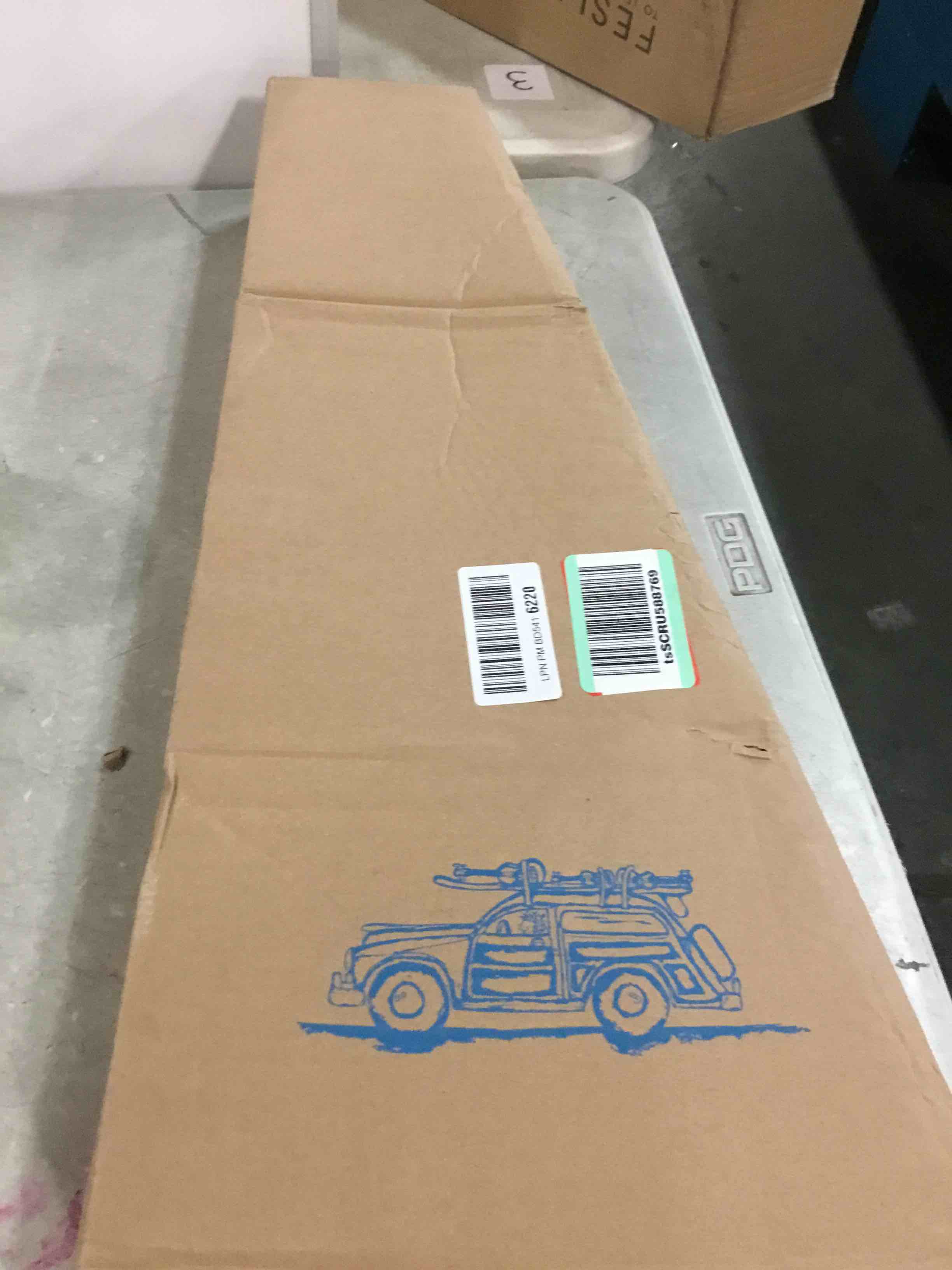 https://s3.amazonaws.com/lotting-images-prod/bidfta/PNK0477600_1729562124468.jpeg