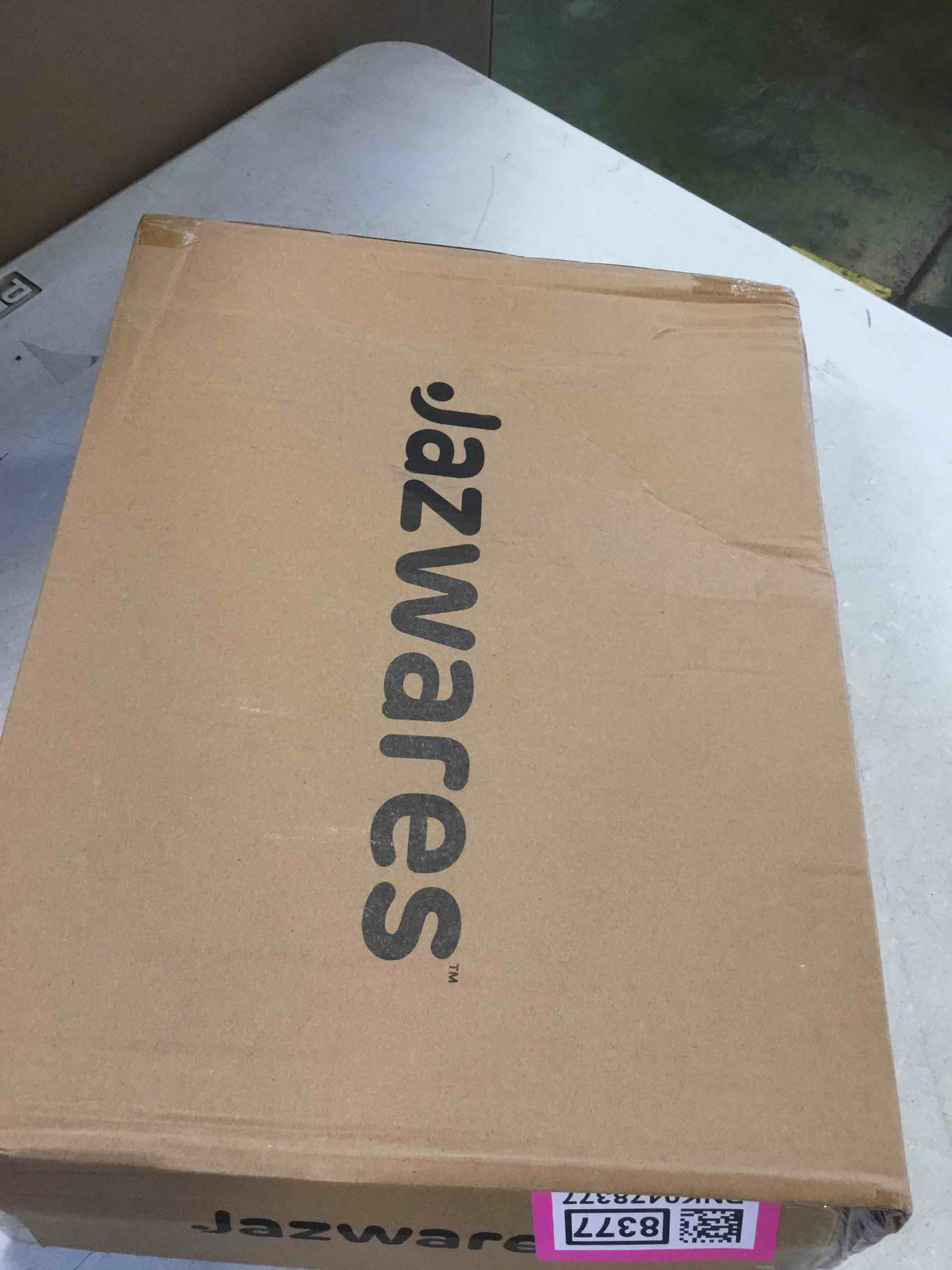 https://s3.amazonaws.com/lotting-images-prod/bidfta/PNK0478377_1729800255104.jpeg