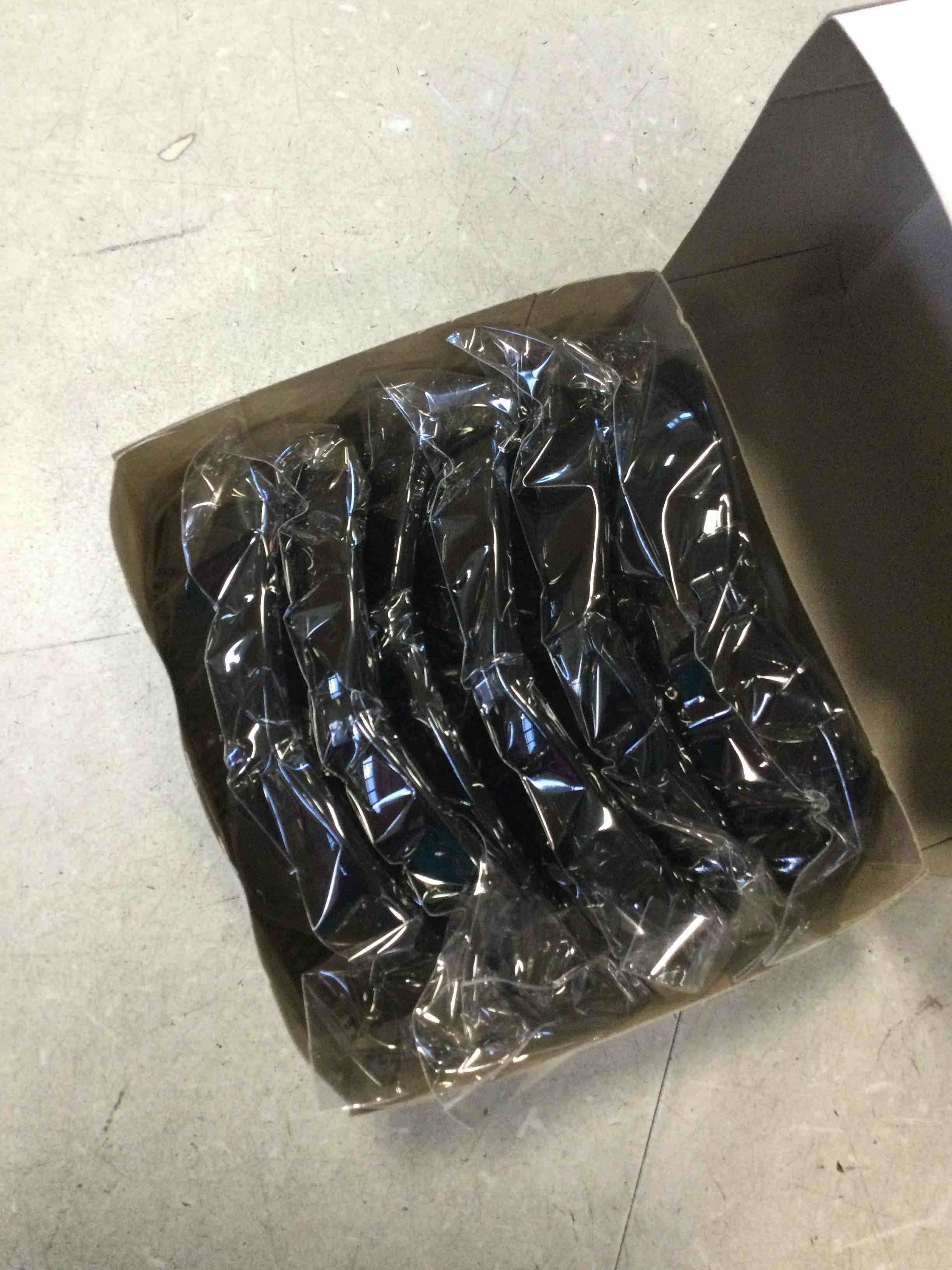 https://s3.amazonaws.com/lotting-images-prod/bidfta/PNK0479468_1729189807882.jpeg