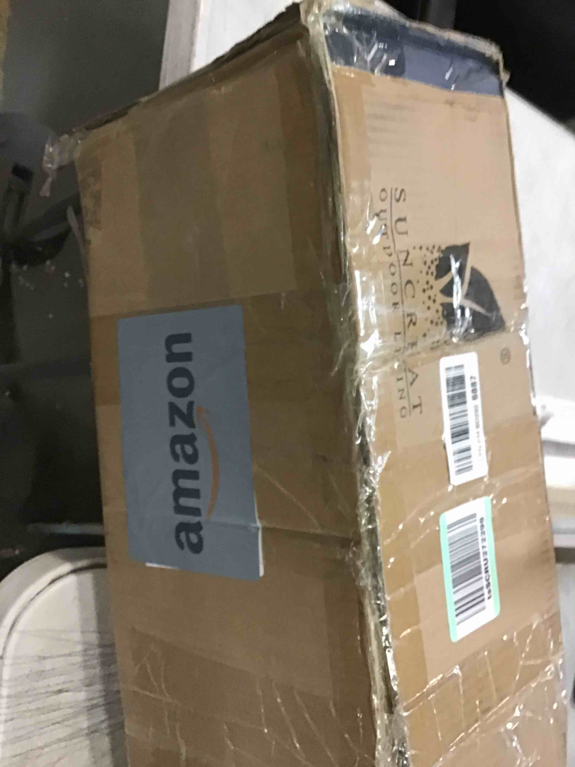 https://s3.amazonaws.com/lotting-images-prod/bidfta/PNK0480273_1729345392173.jpeg