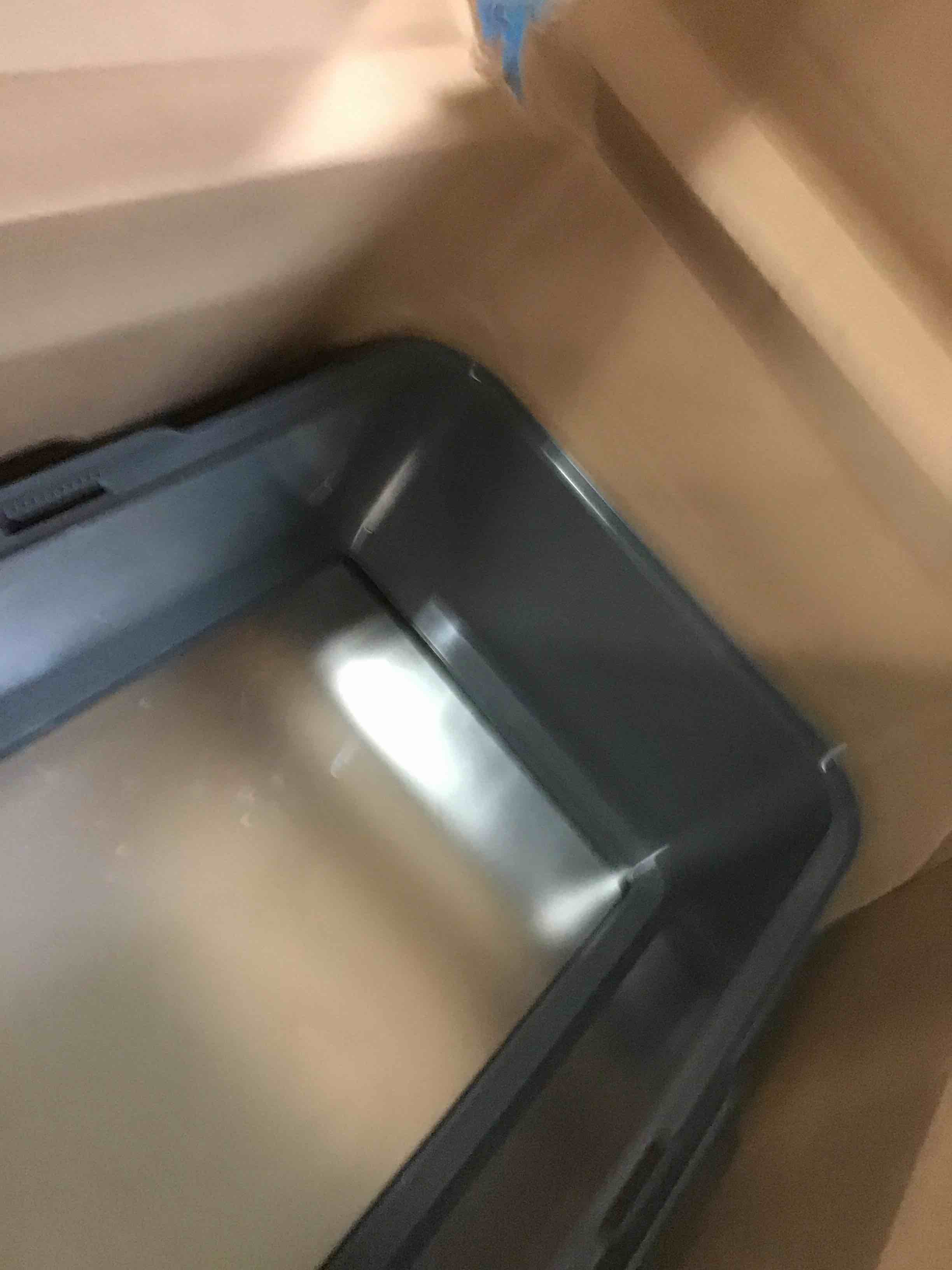 https://s3.amazonaws.com/lotting-images-prod/bidfta/PNK0480368_1729337705335.jpeg