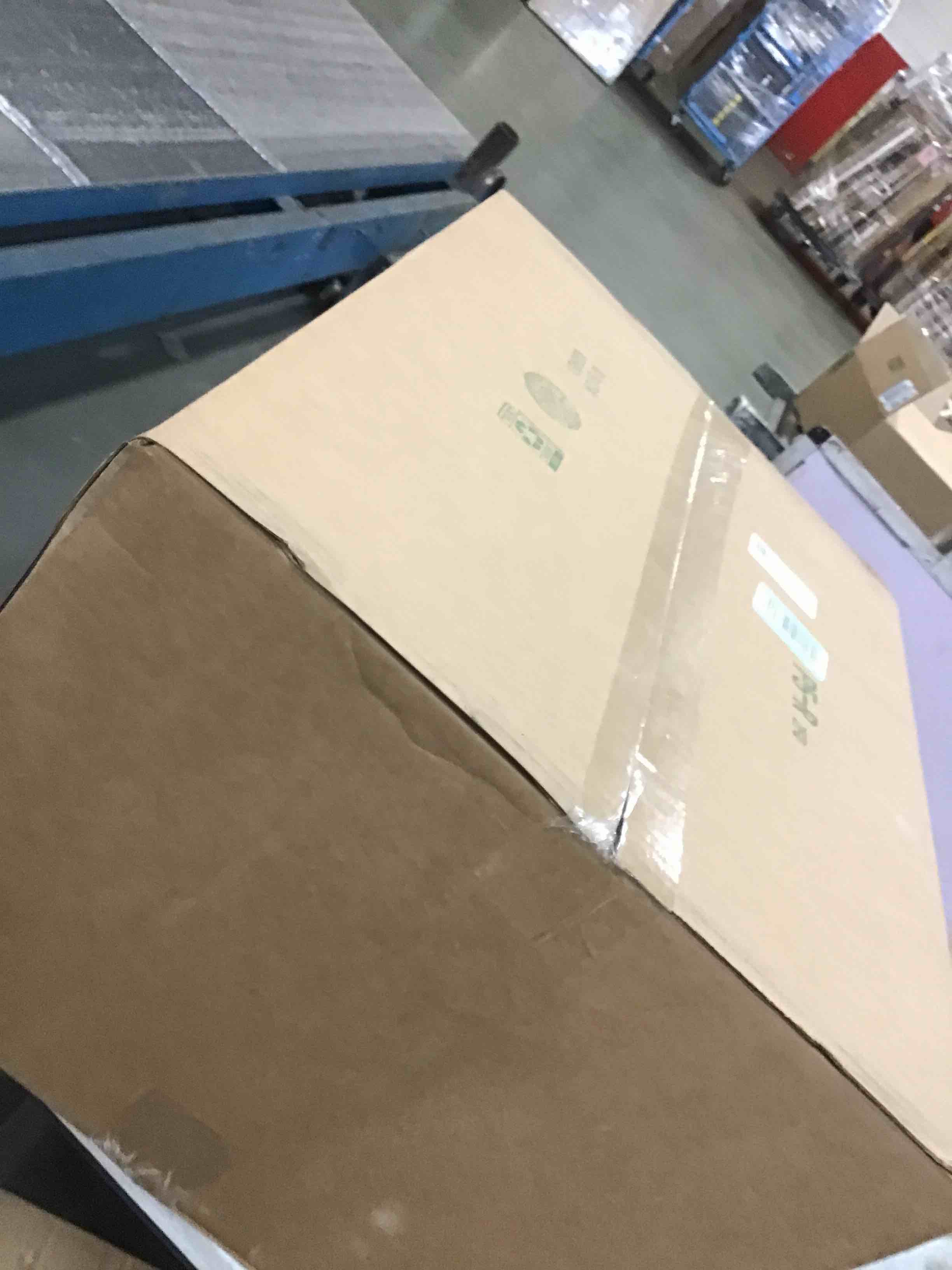 https://s3.amazonaws.com/lotting-images-prod/bidfta/PNK0480669_1729264062157.jpeg