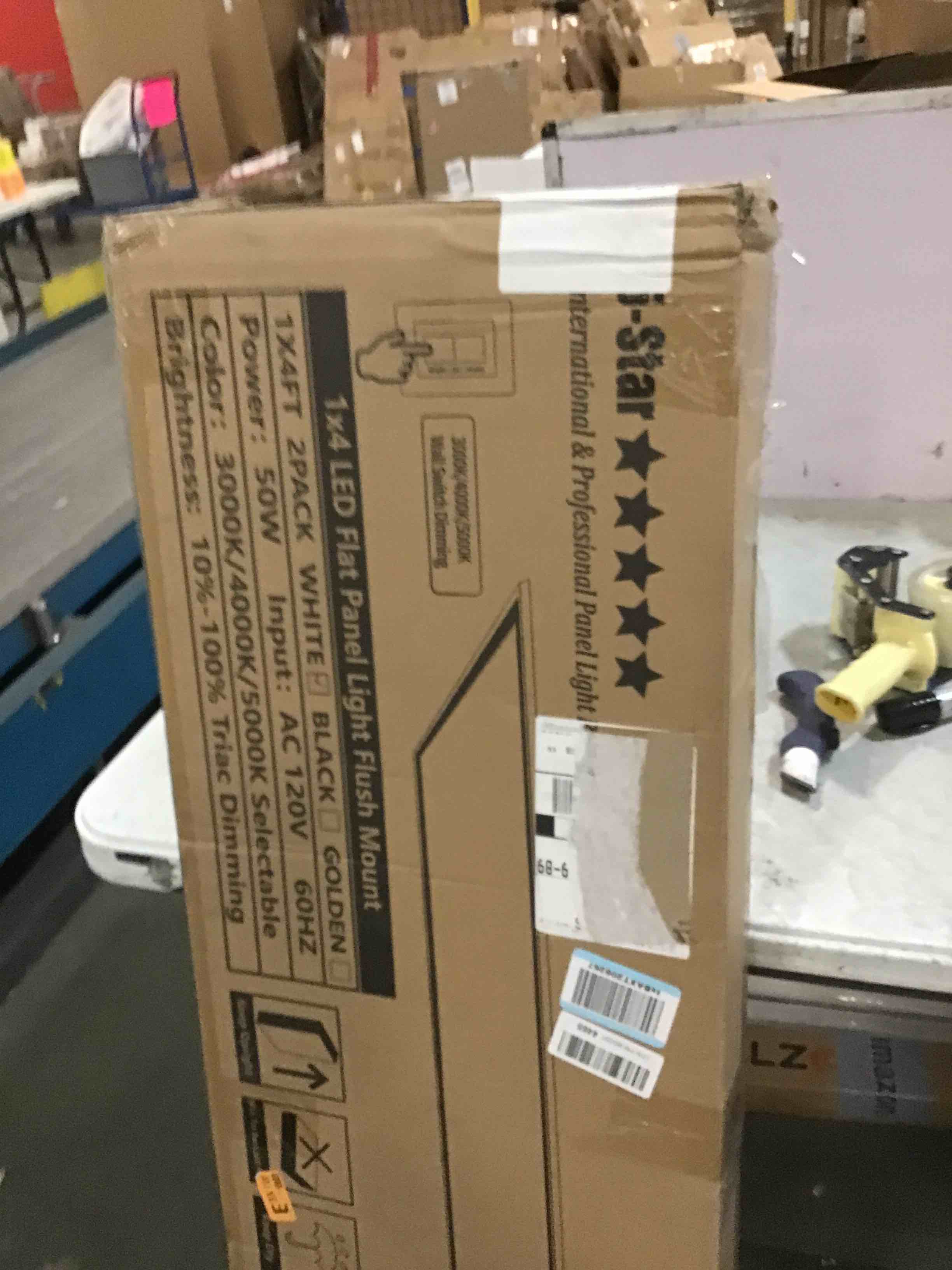 https://s3.amazonaws.com/lotting-images-prod/bidfta/PNK0480767_1729257229774.jpeg