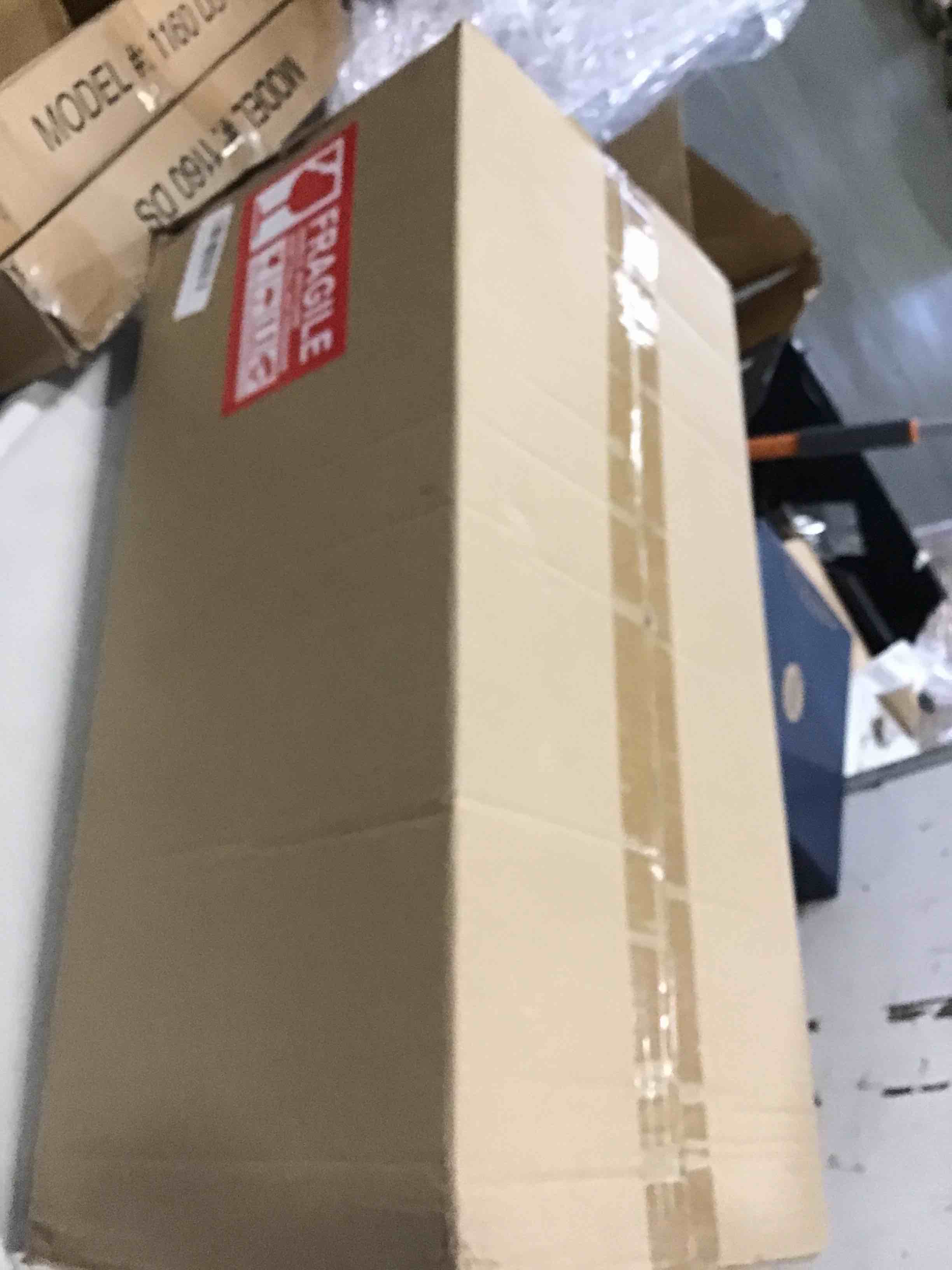 https://s3.amazonaws.com/lotting-images-prod/bidfta/PNK0481779_1729093301364.jpeg